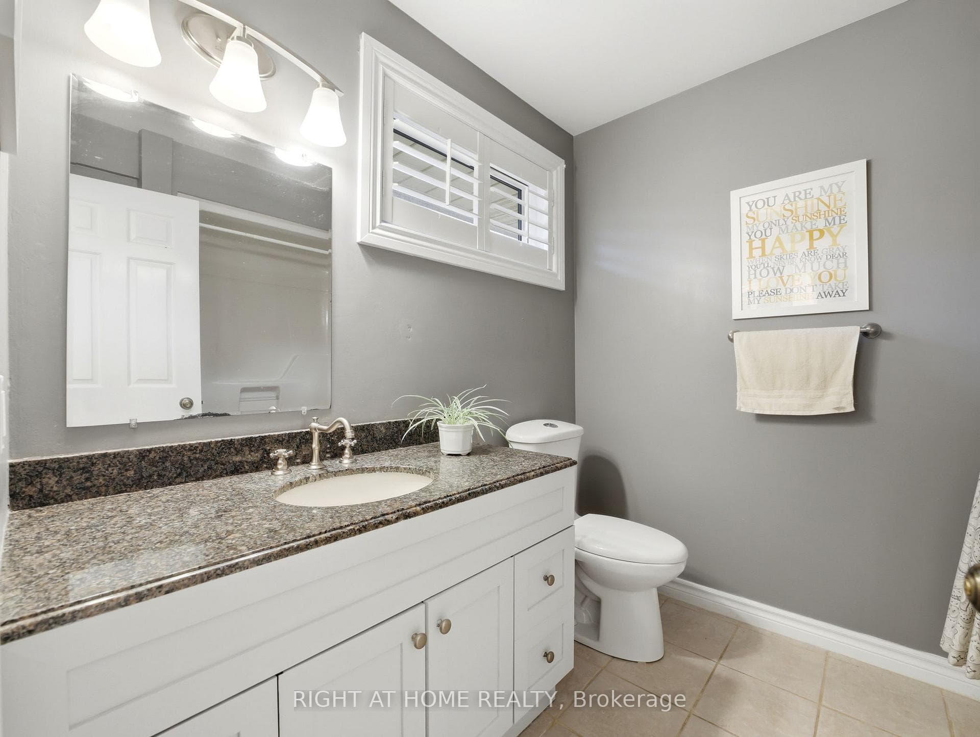 30 Carl Crescent photo 29