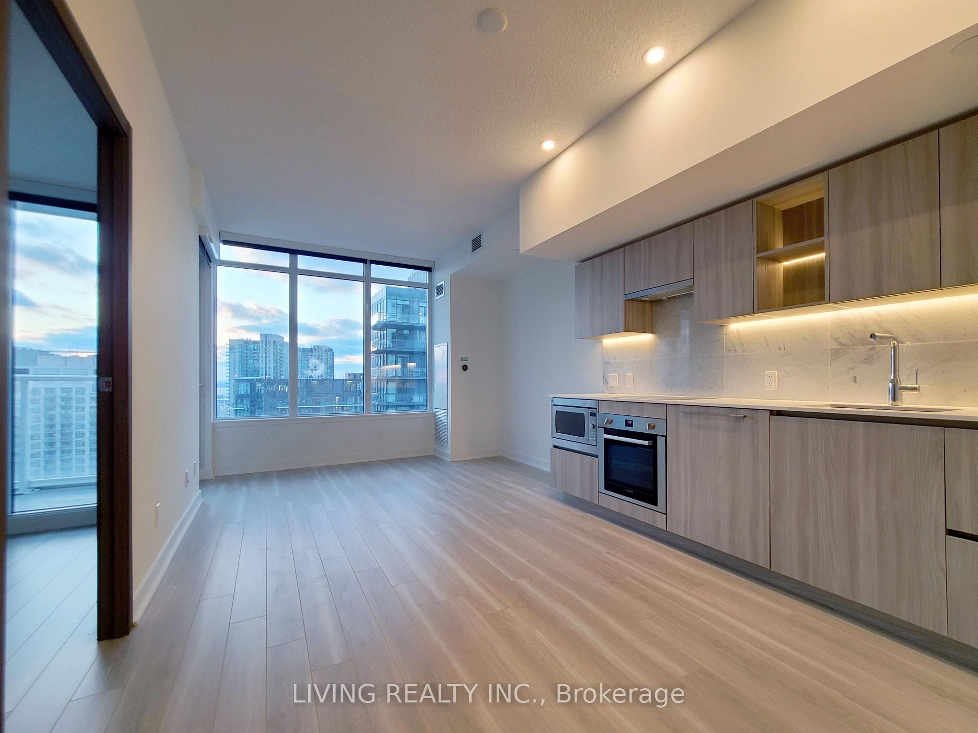19 Bathurst Street Unit 3115 photo 1