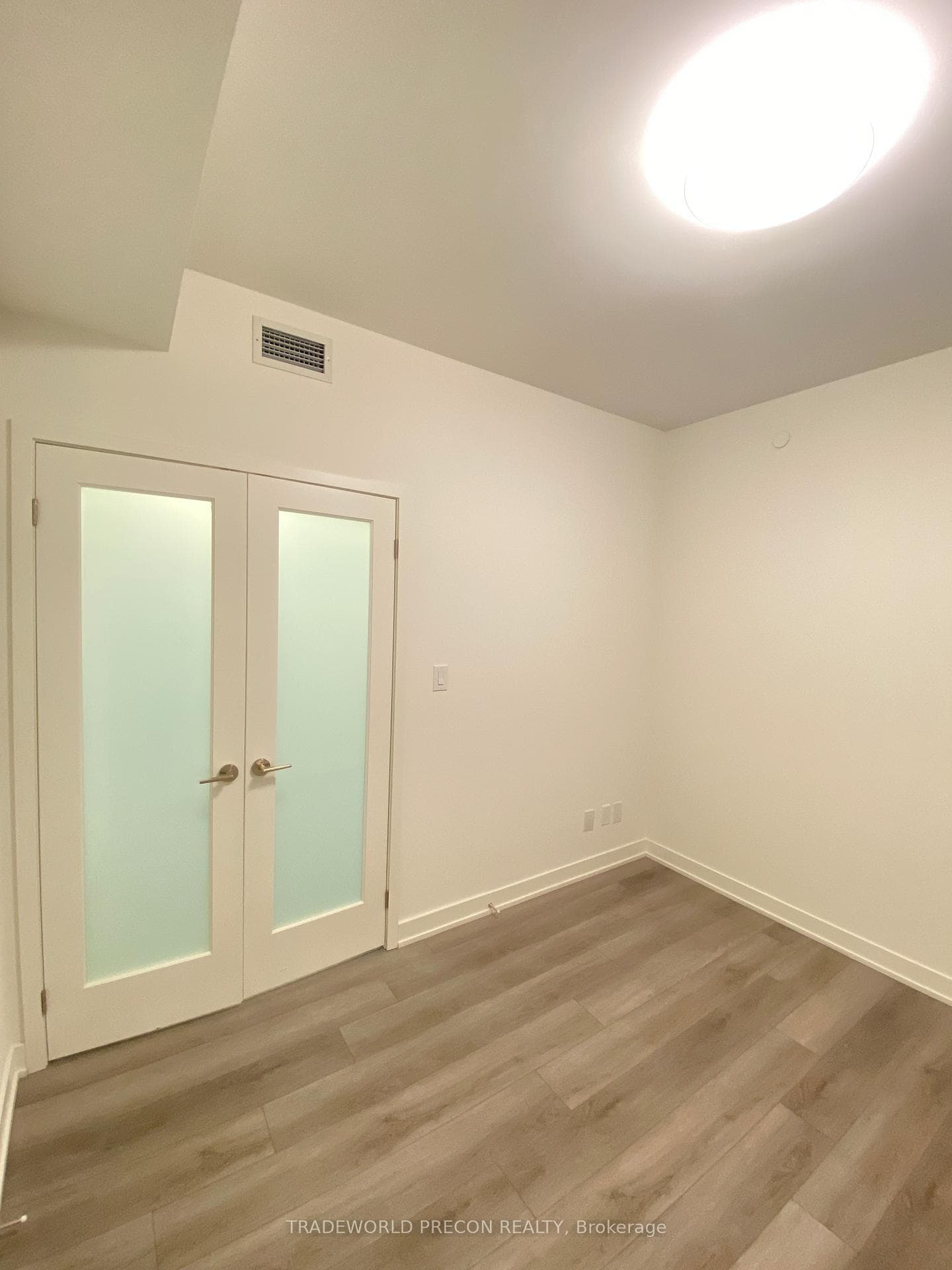 8119 Birchmount Road Unit 621 photo 12
