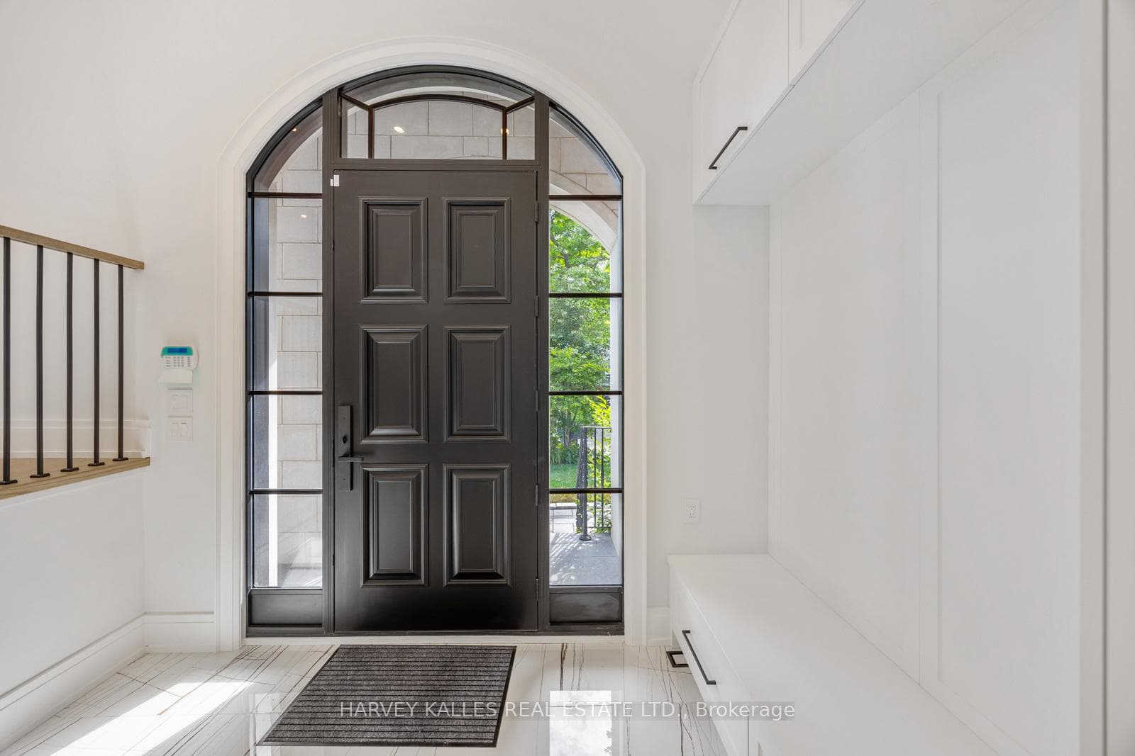 5 Graymar Avenue photo 8