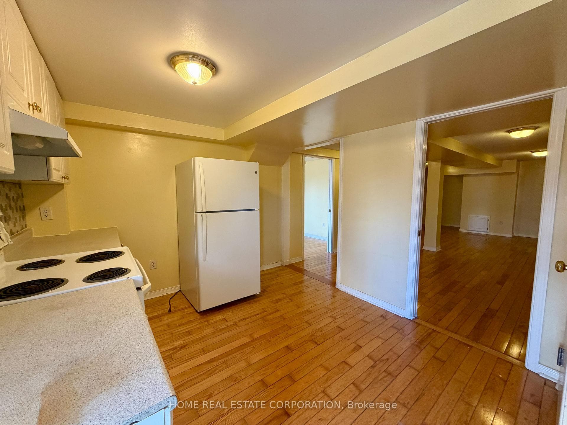 363 Marshall Crescent Unit Basement photo 6