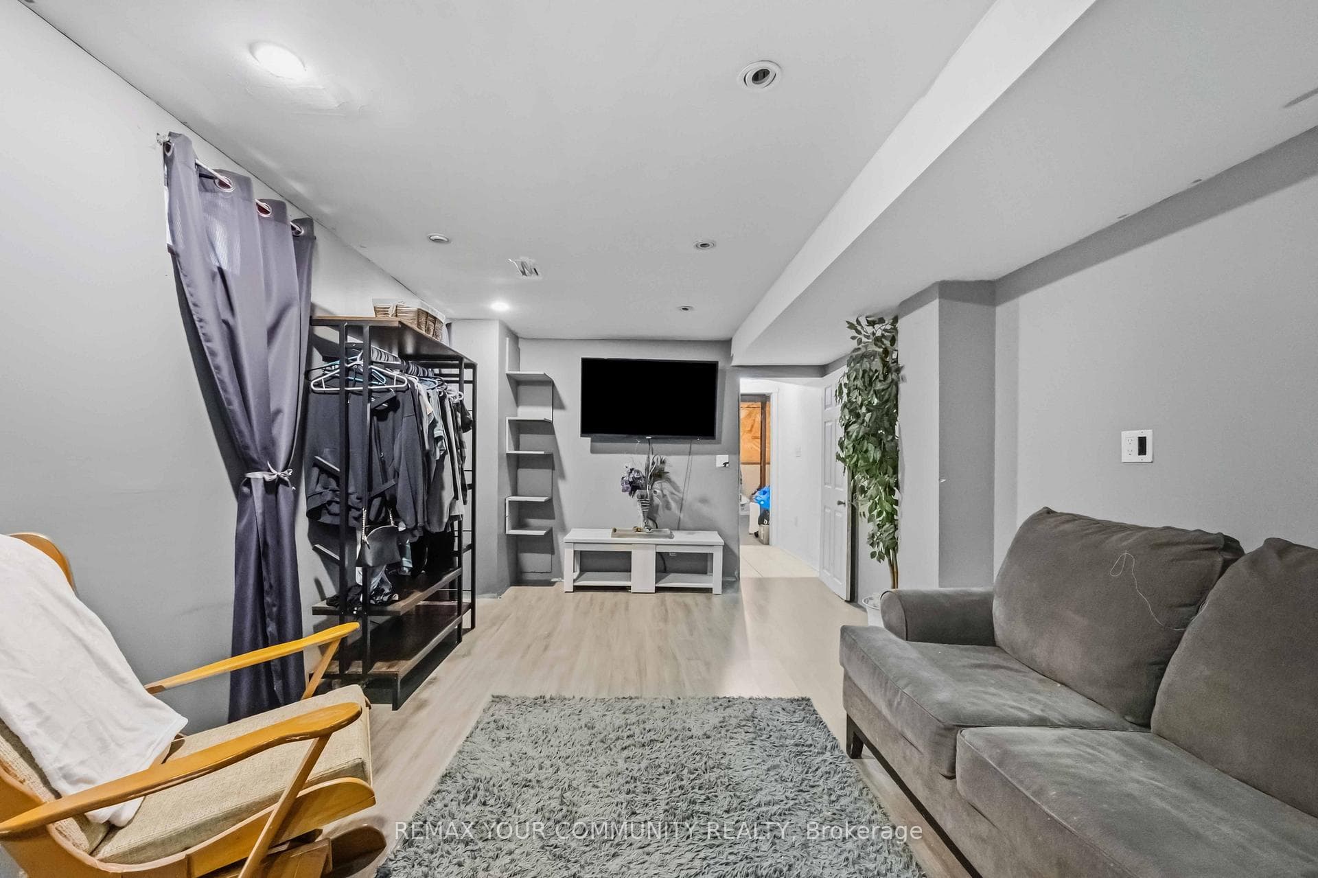 56 Hirst Avenue photo 42