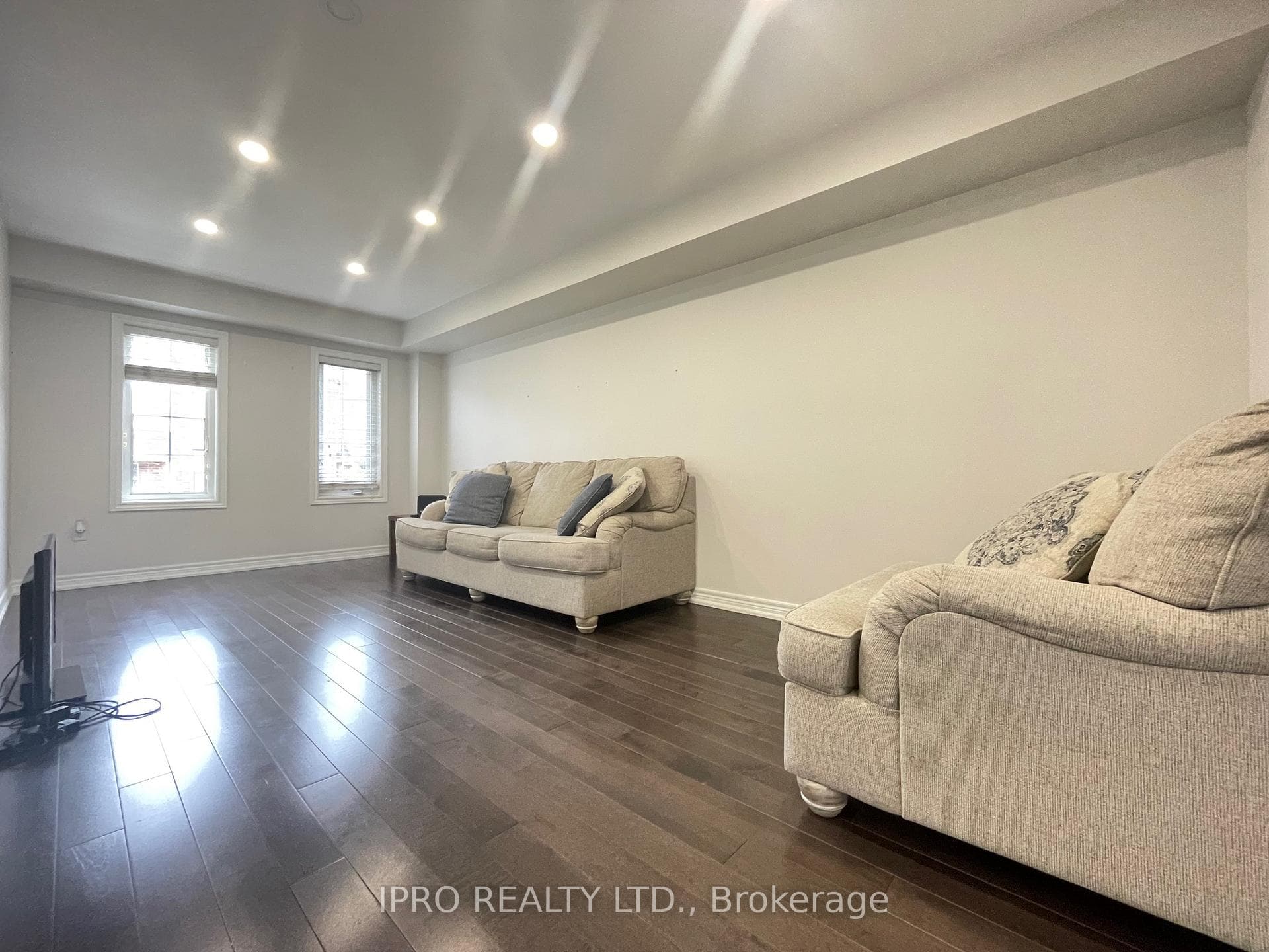 2187 Fiddlers Way Unit 48 photo 5