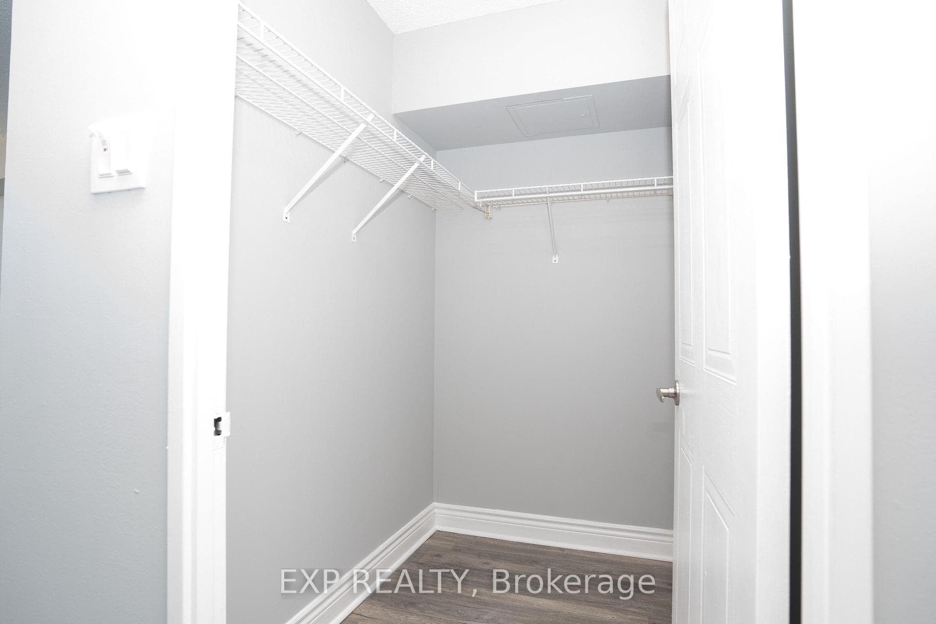 430 Mclevin Avenue Unit 1804 photo 24