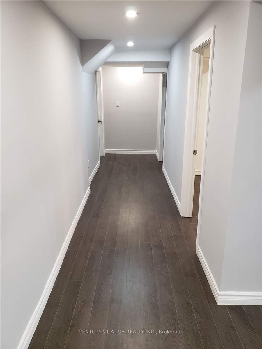 267 Fincham Avenue Unit bsmt photo 5