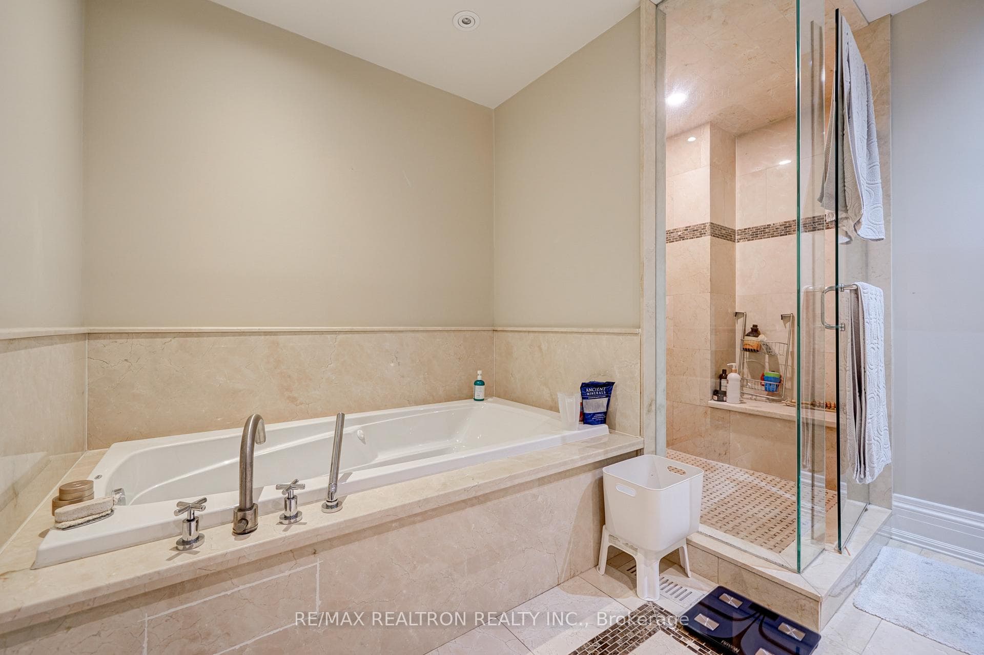 52 Ridley Boulevard photo 20