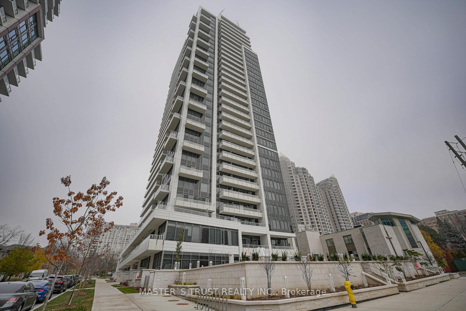 75 Canterbury Place Unit 1817 photo 1