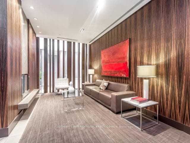 33 Lombard Street Unit 2703 photo 32