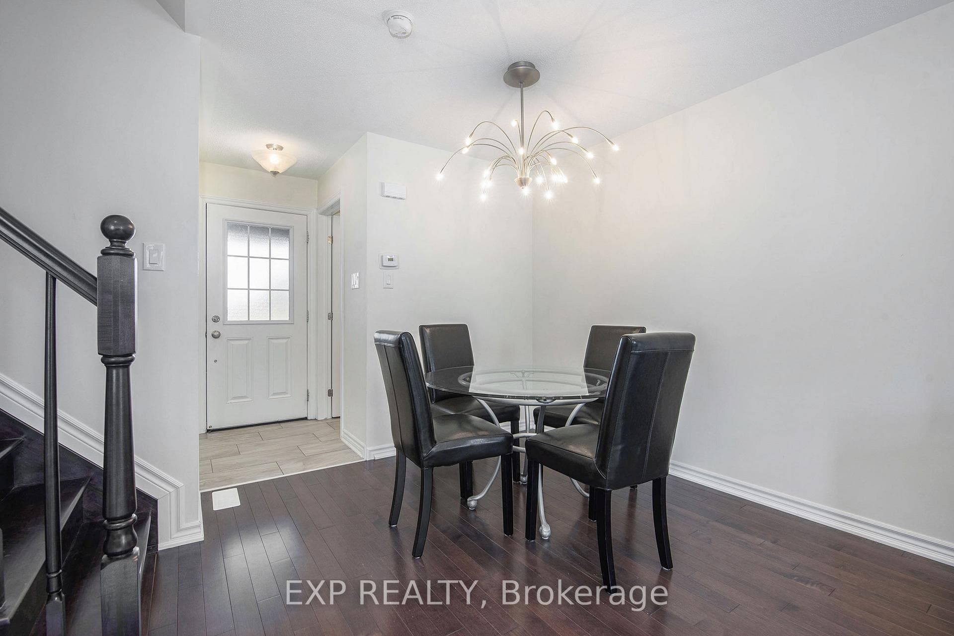 141 Maestro Avenue photo 7
