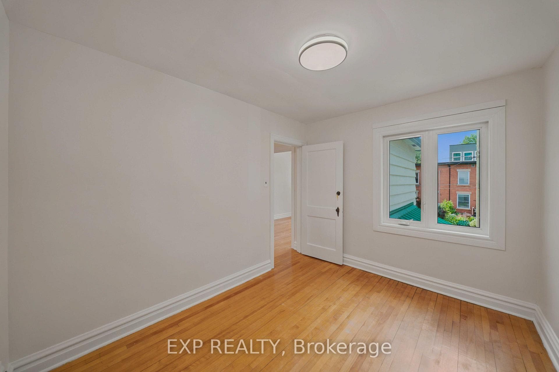 452 Sunnyside Avenue photo 21