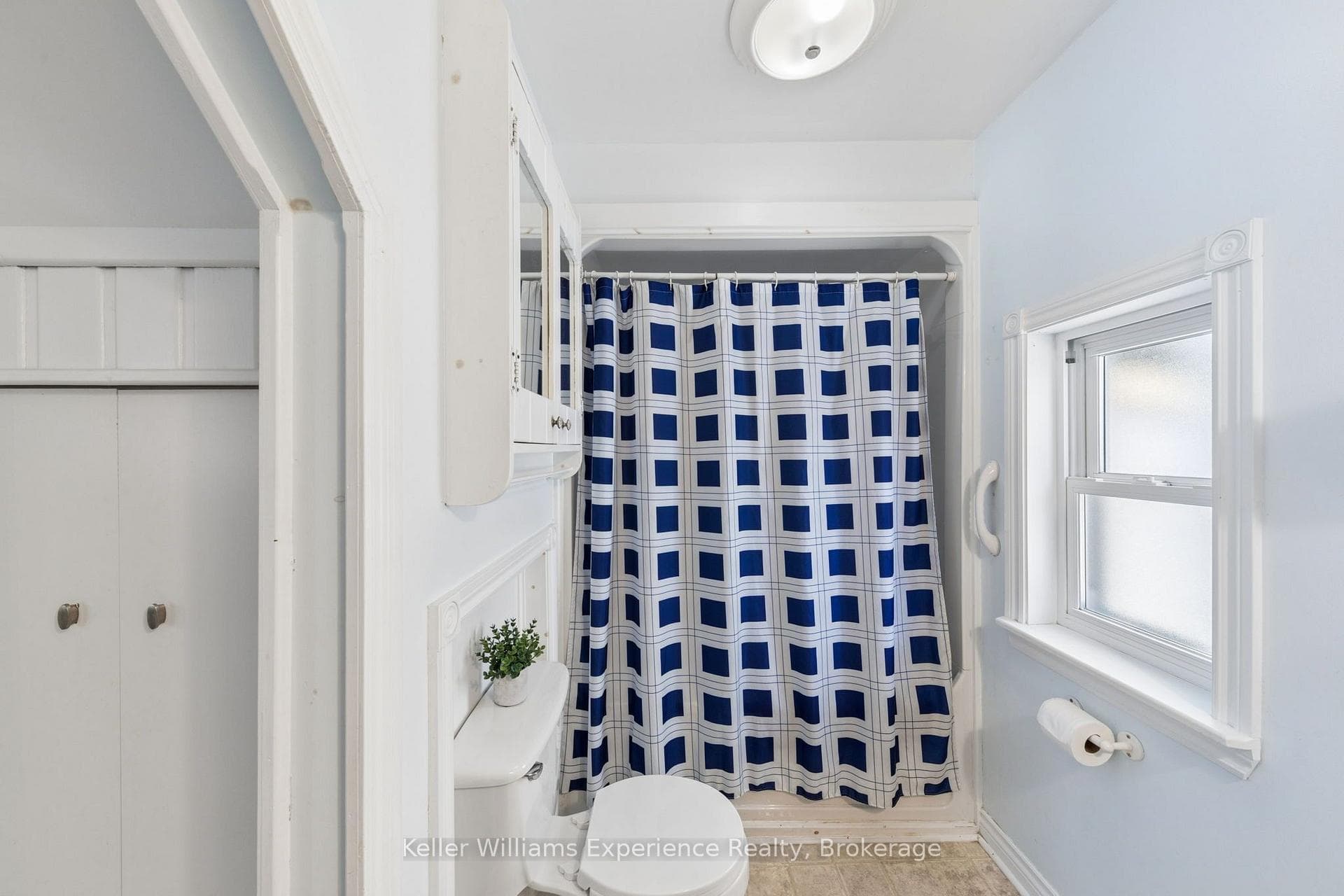 133 Burke Street photo 11