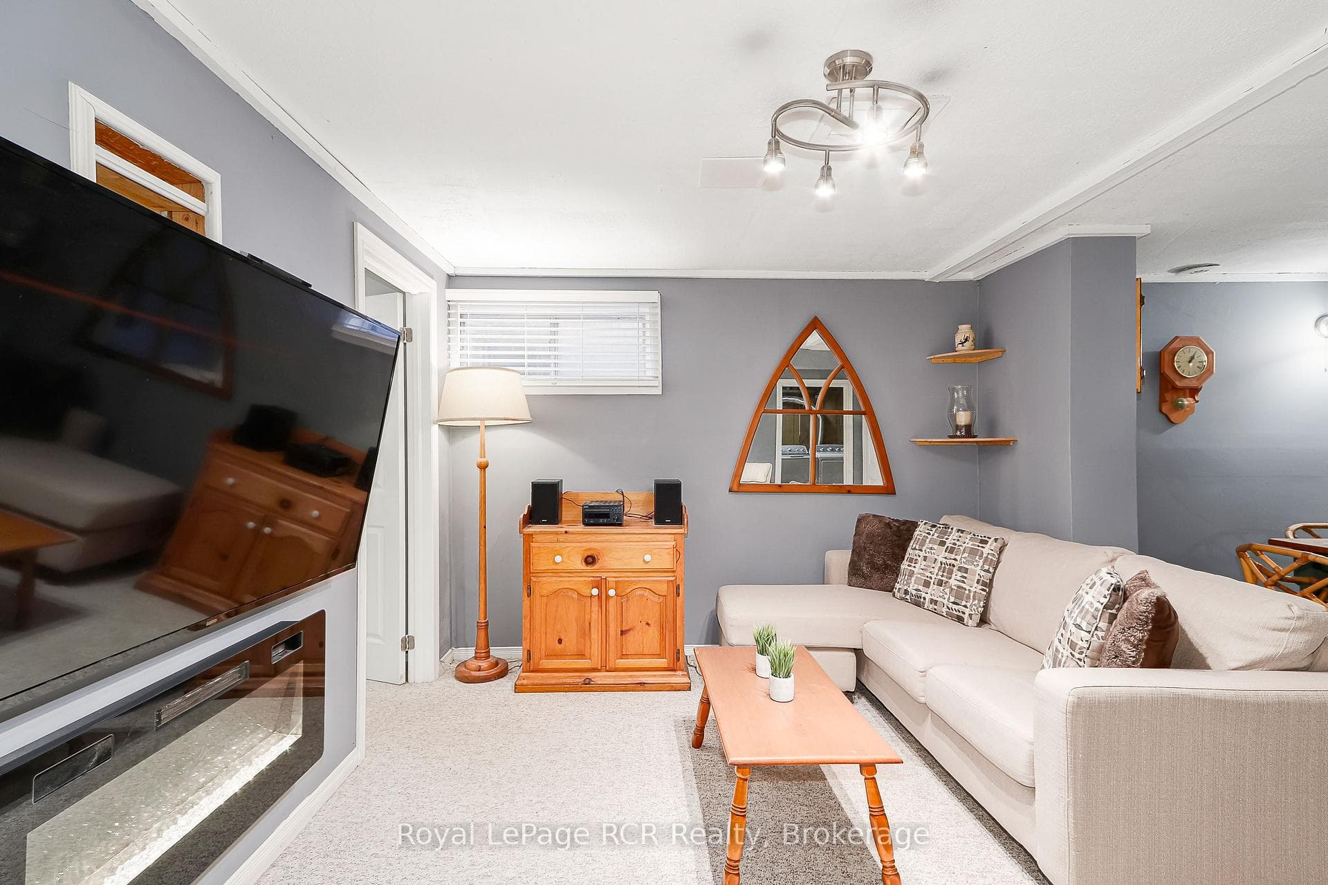 92 Alice Street photo 21