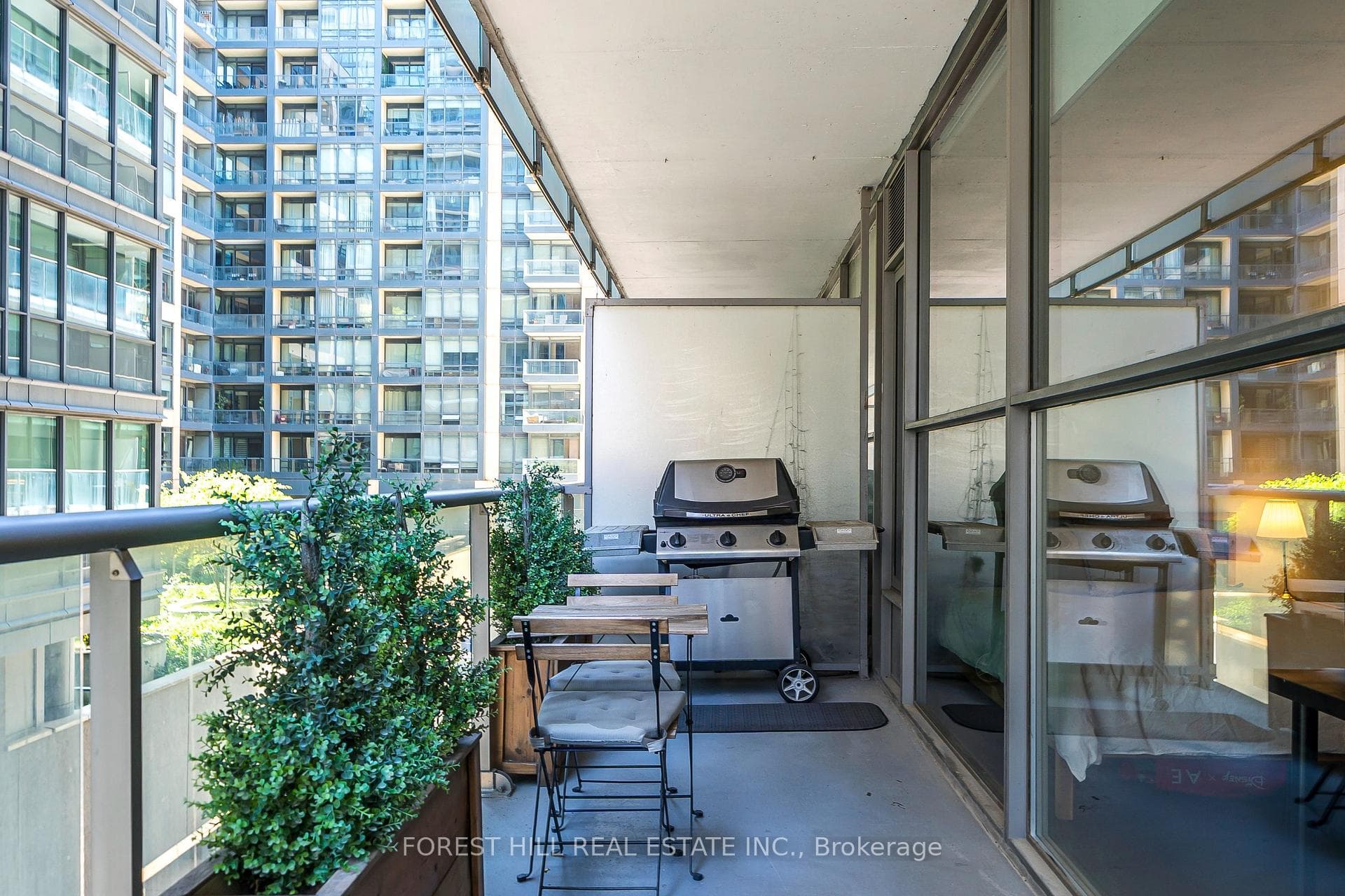 25 Oxley Street Unit 411 photo 19