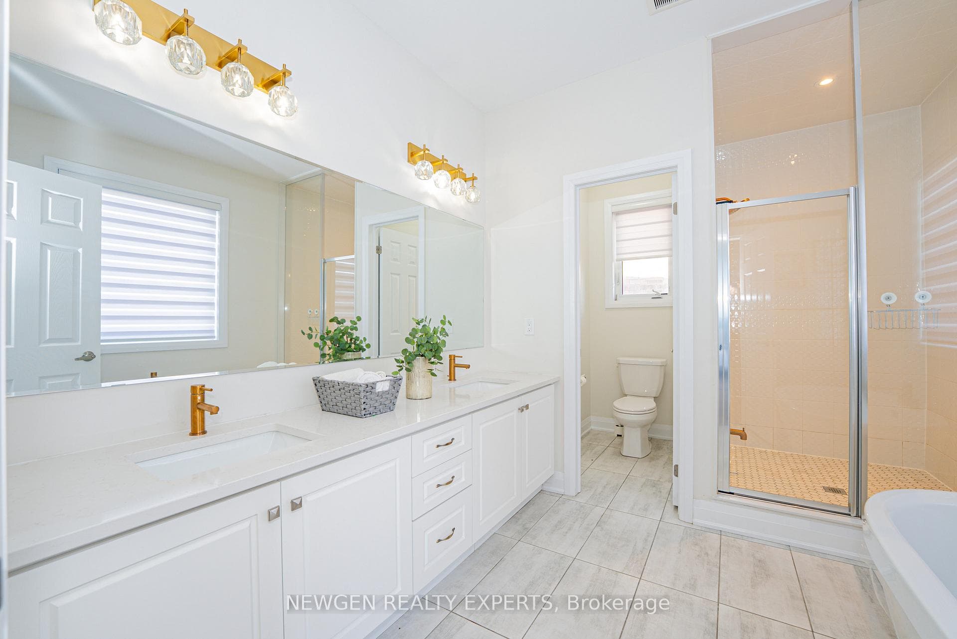 53 Lipscott Drive photo 24