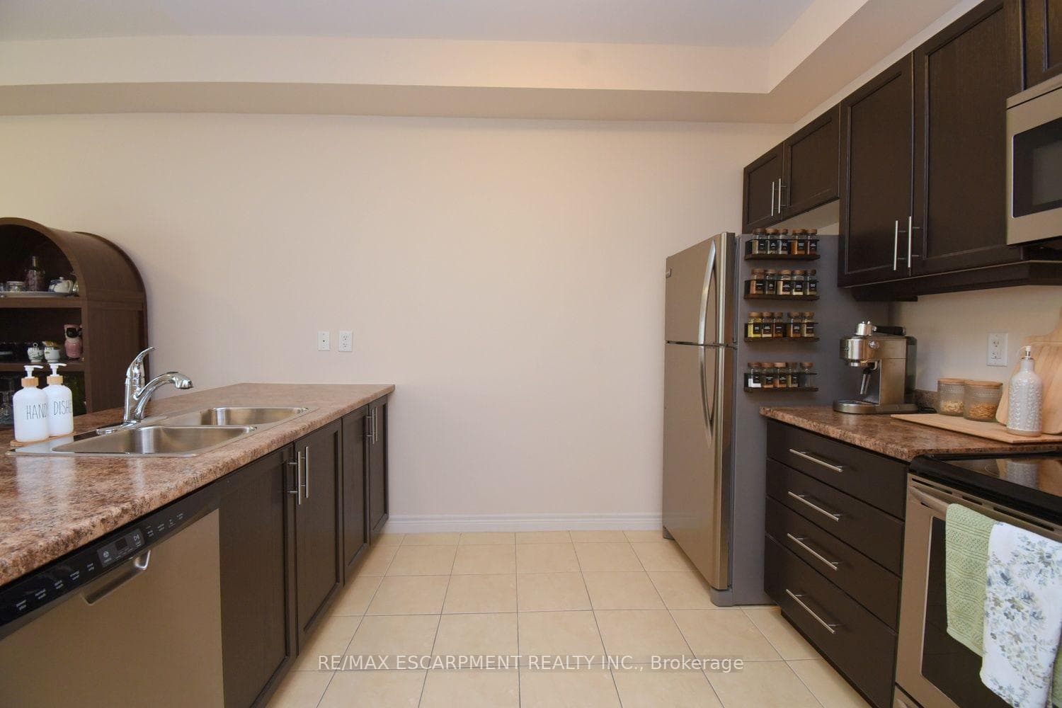 201 Westbank Trail Unit 43 photo 18