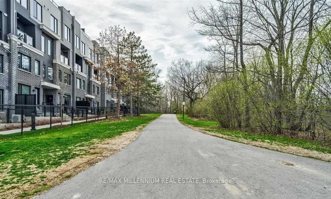 4-3476 Widdicombe Way photo 17