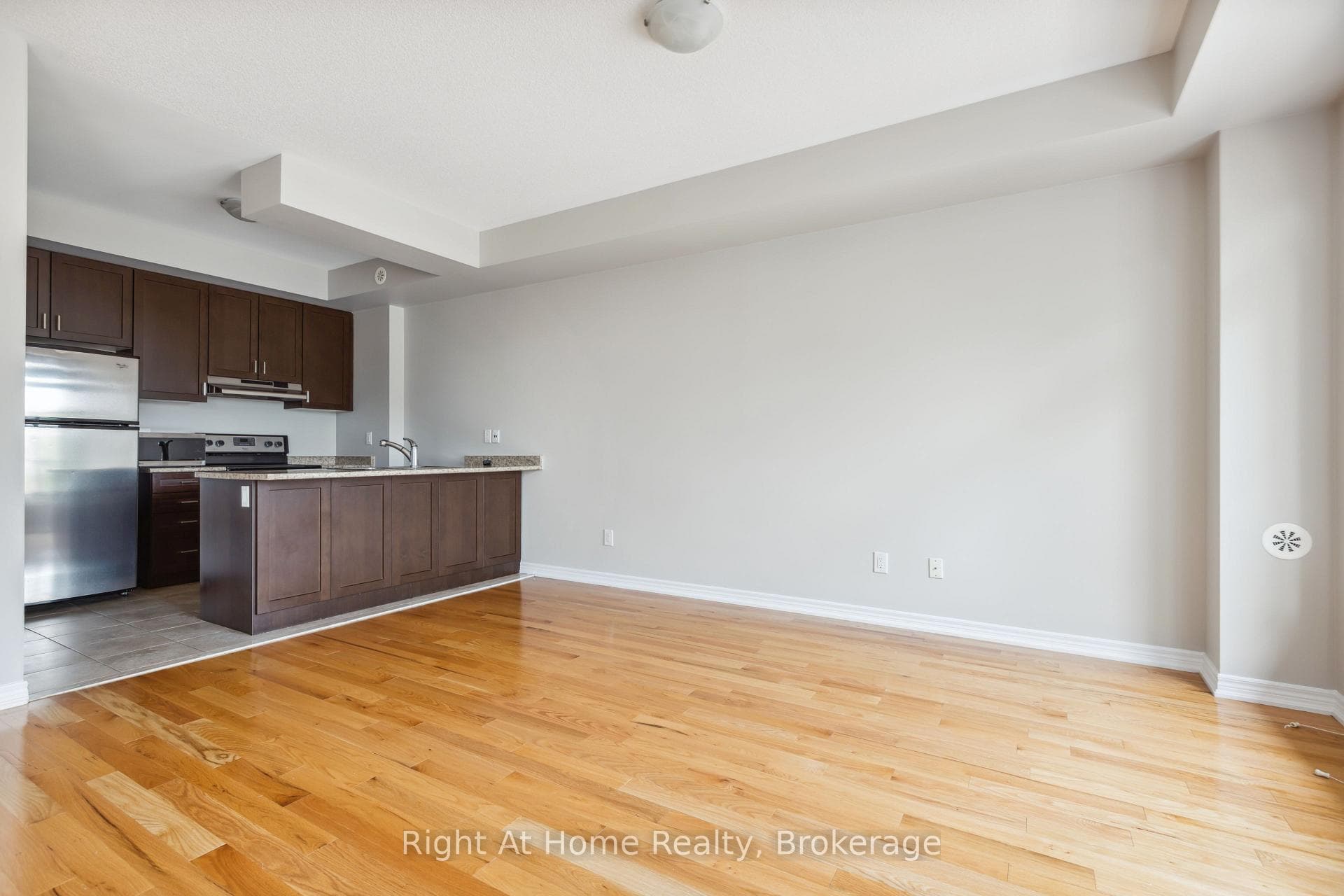 2546 GRAND OAK Trail photo 13