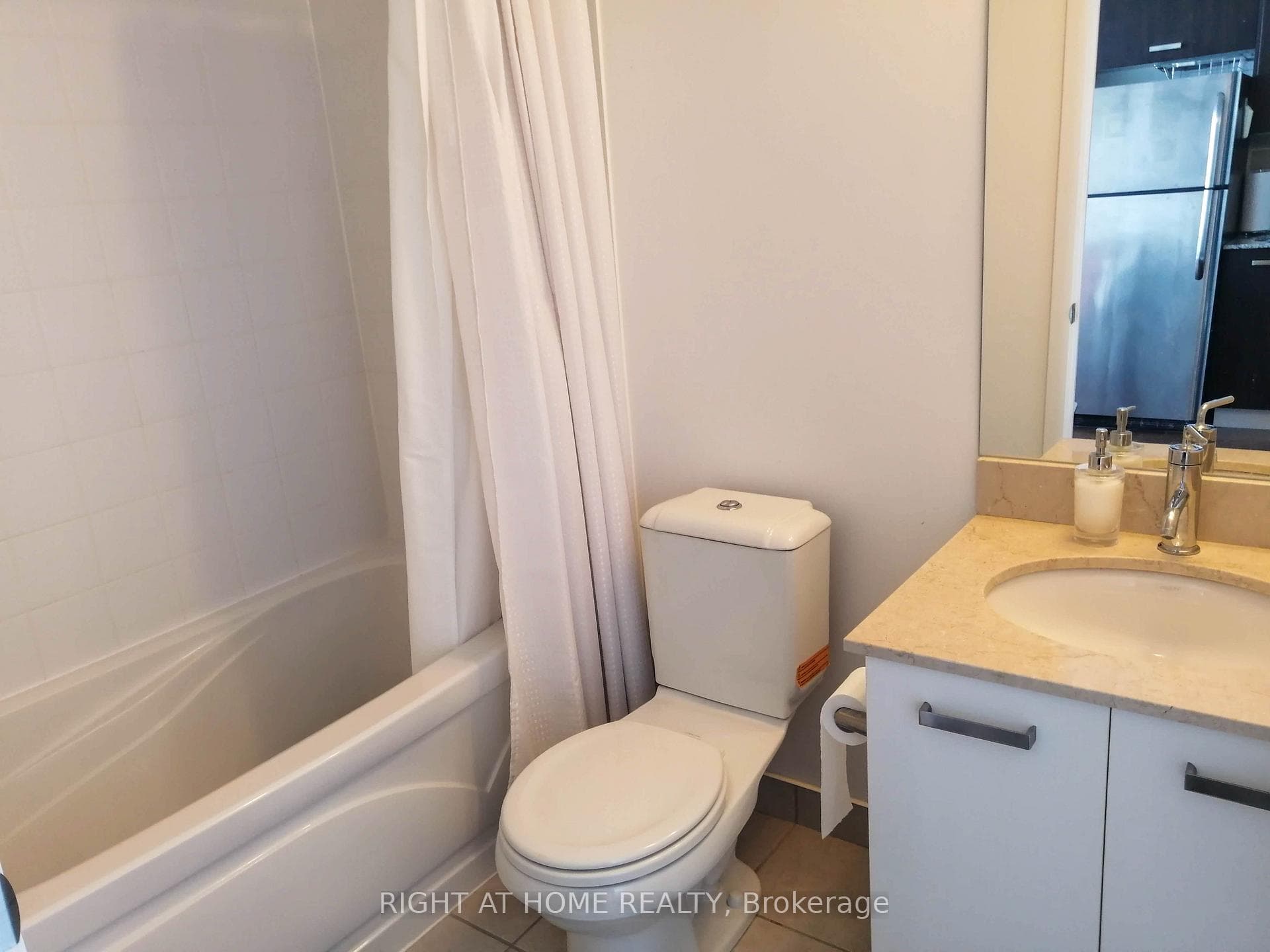 832 Bay Street Unit 4709 photo 12