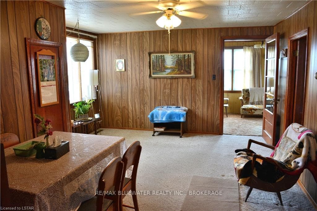 41574 KIRKTON Road photo 6