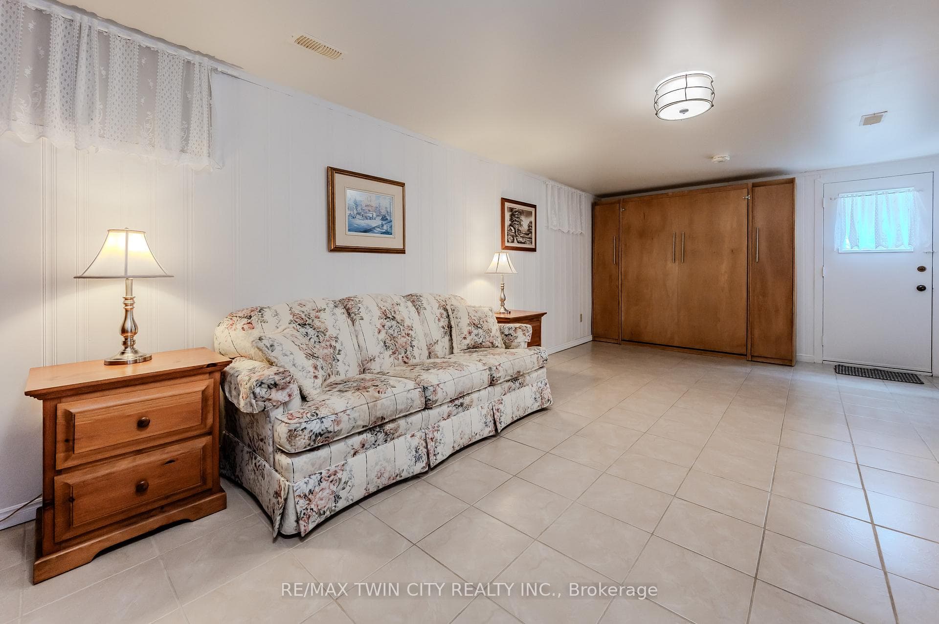 125 Wimbleton Crescent photo 21