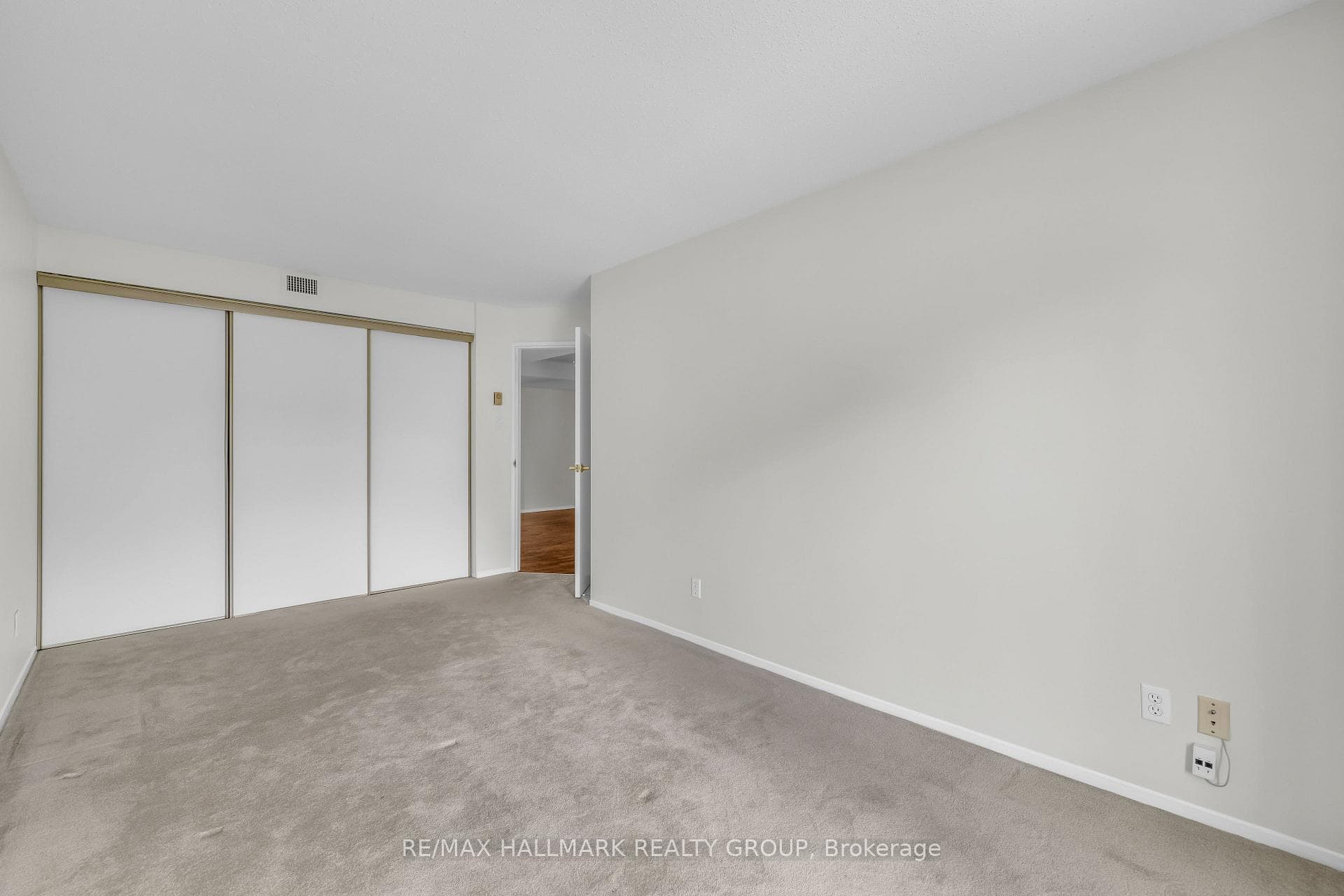 100 Rideau Terrace Unit 7 photo 21