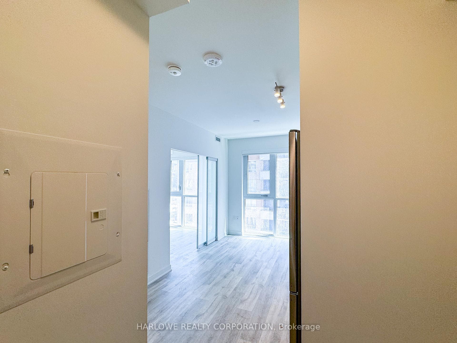 100 Dalhousie Street Unit 706 photo 3