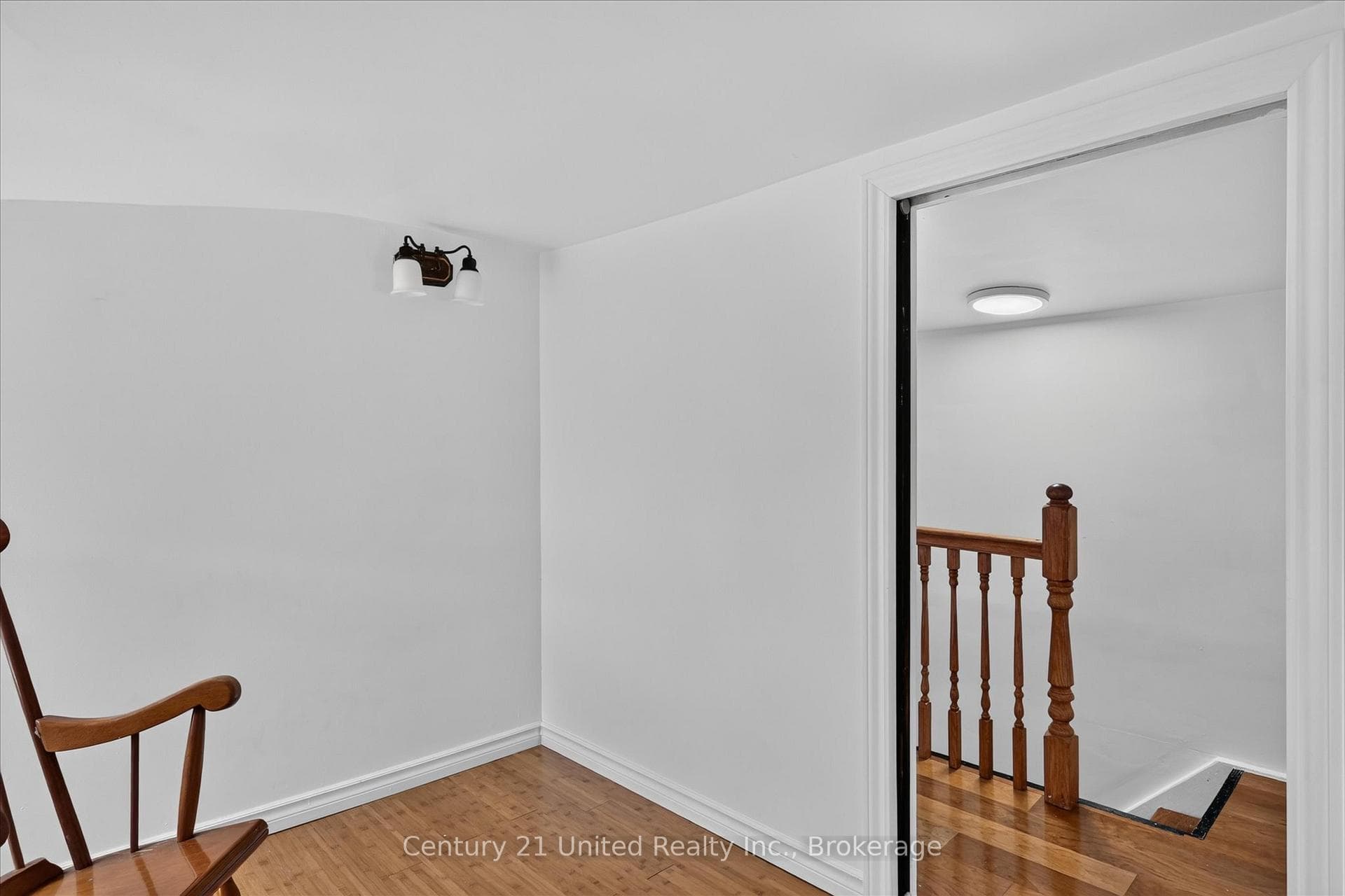 688 St Marys Street photo 36