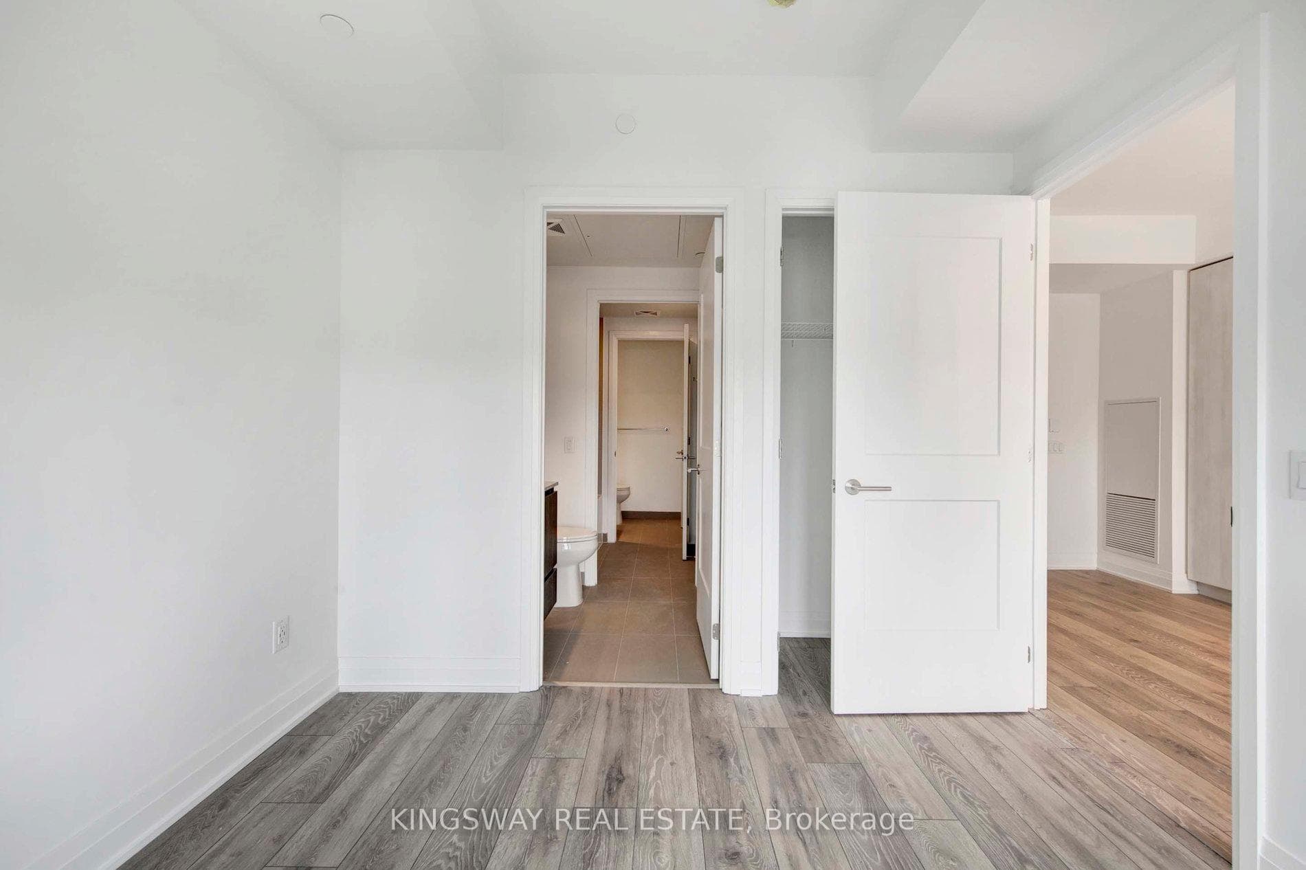 21 Park Street Unit 910 photo 9