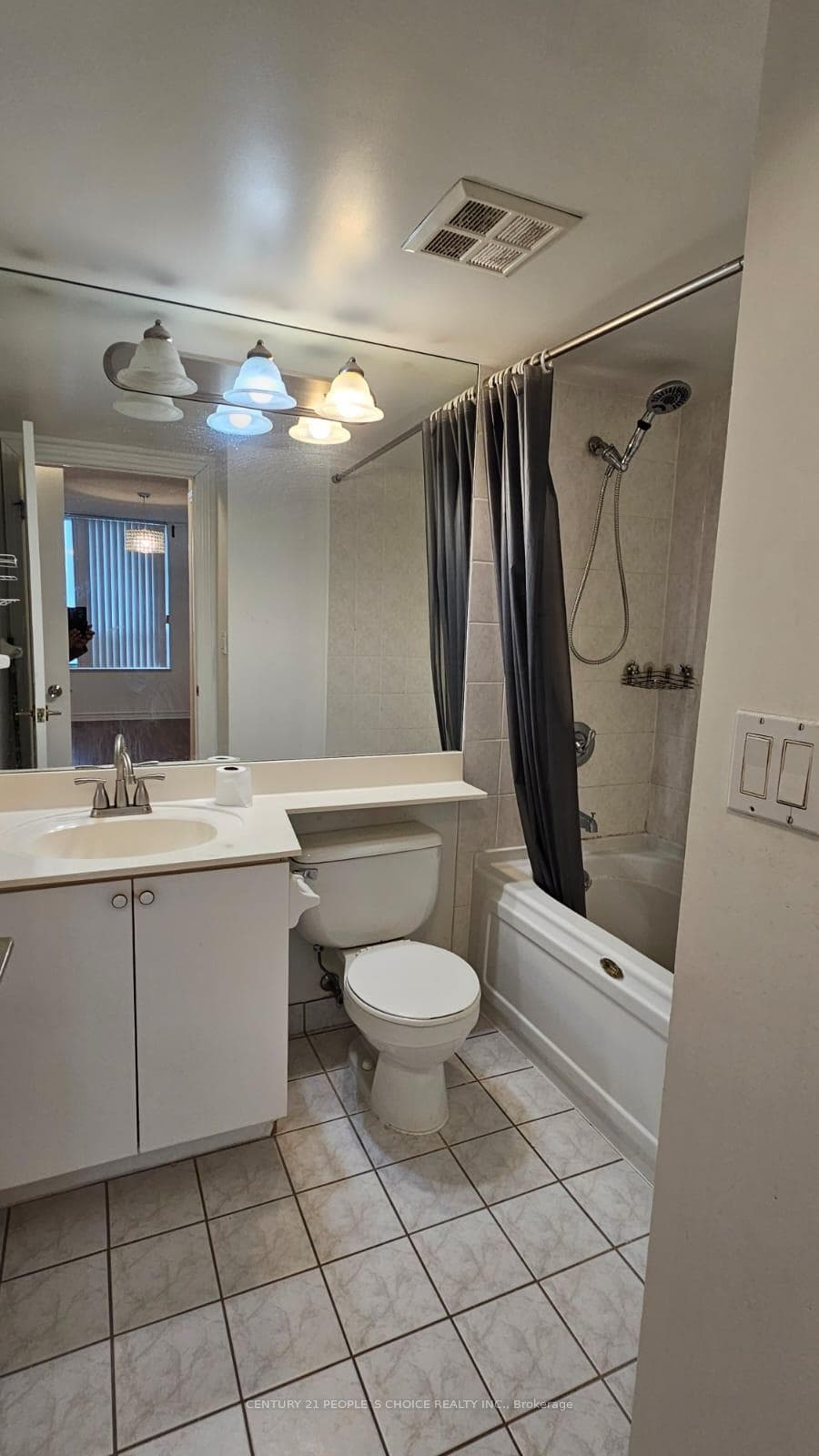 68 Corporate Drive Unit 2022 photo 14