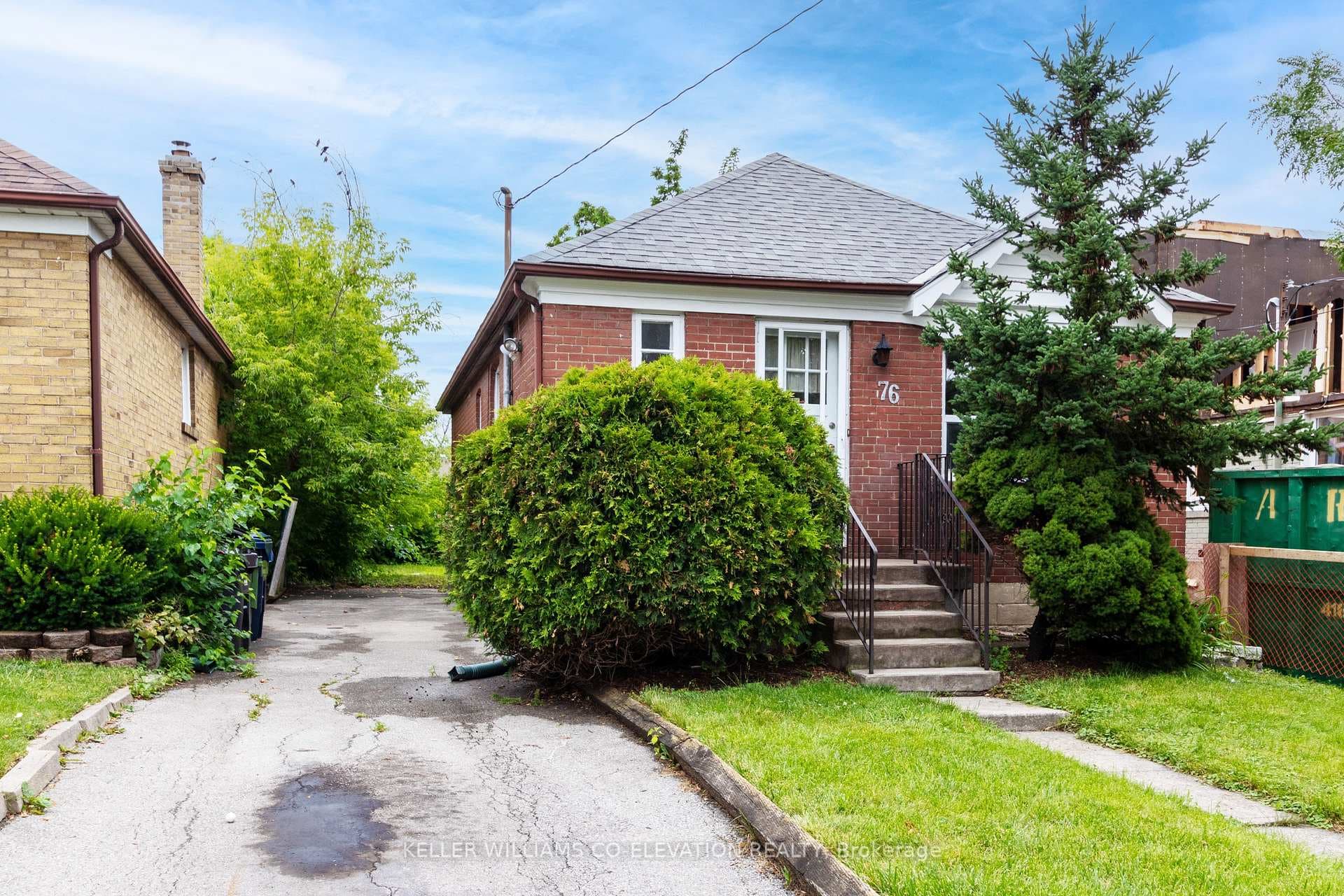 76 Algoma Street photo 1