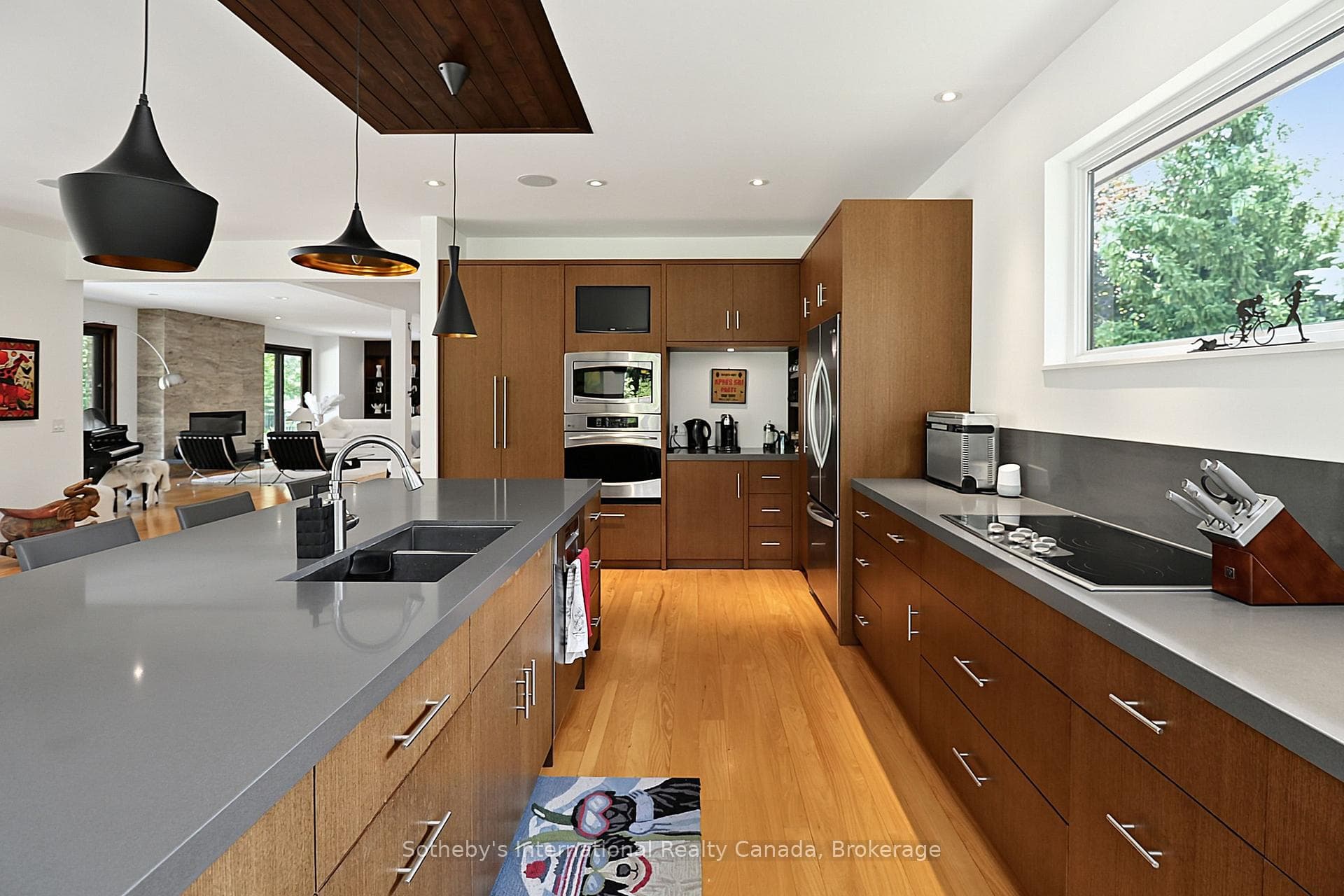 4 Holly Court photo 14