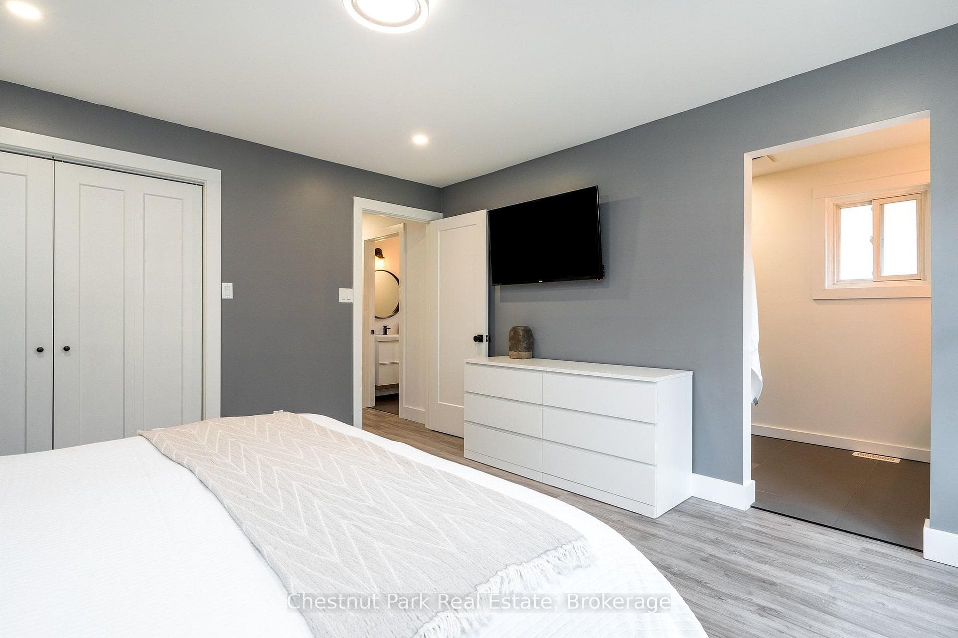 7 McKean Boulevard photo 30