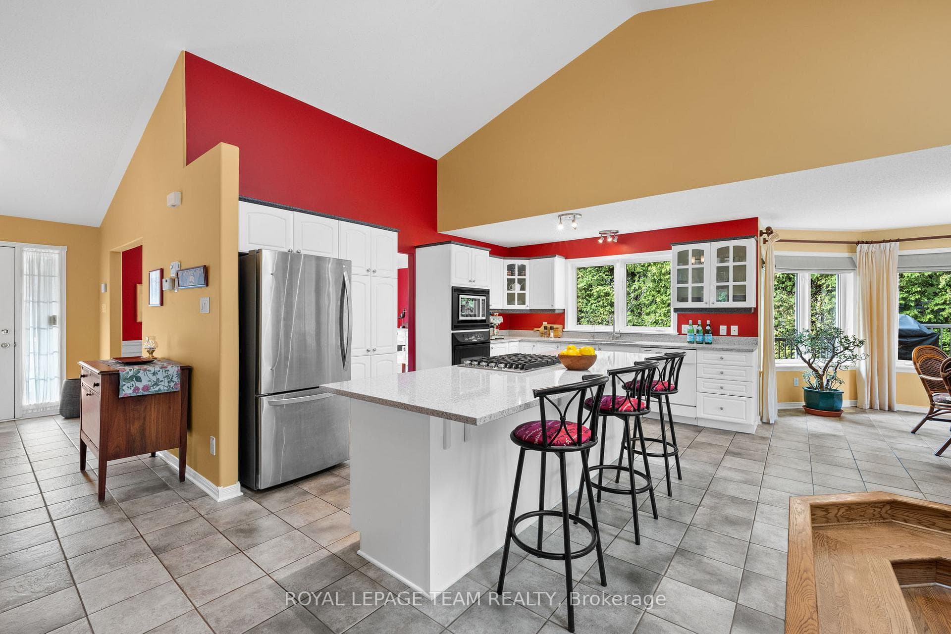 6461 Waddion Drive photo 10