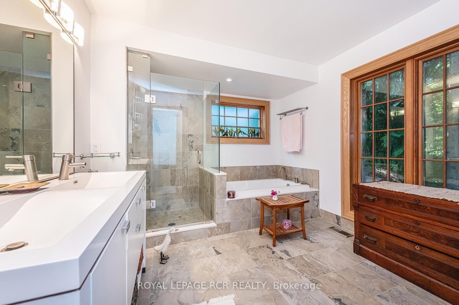 114 Kennedy Road photo 21