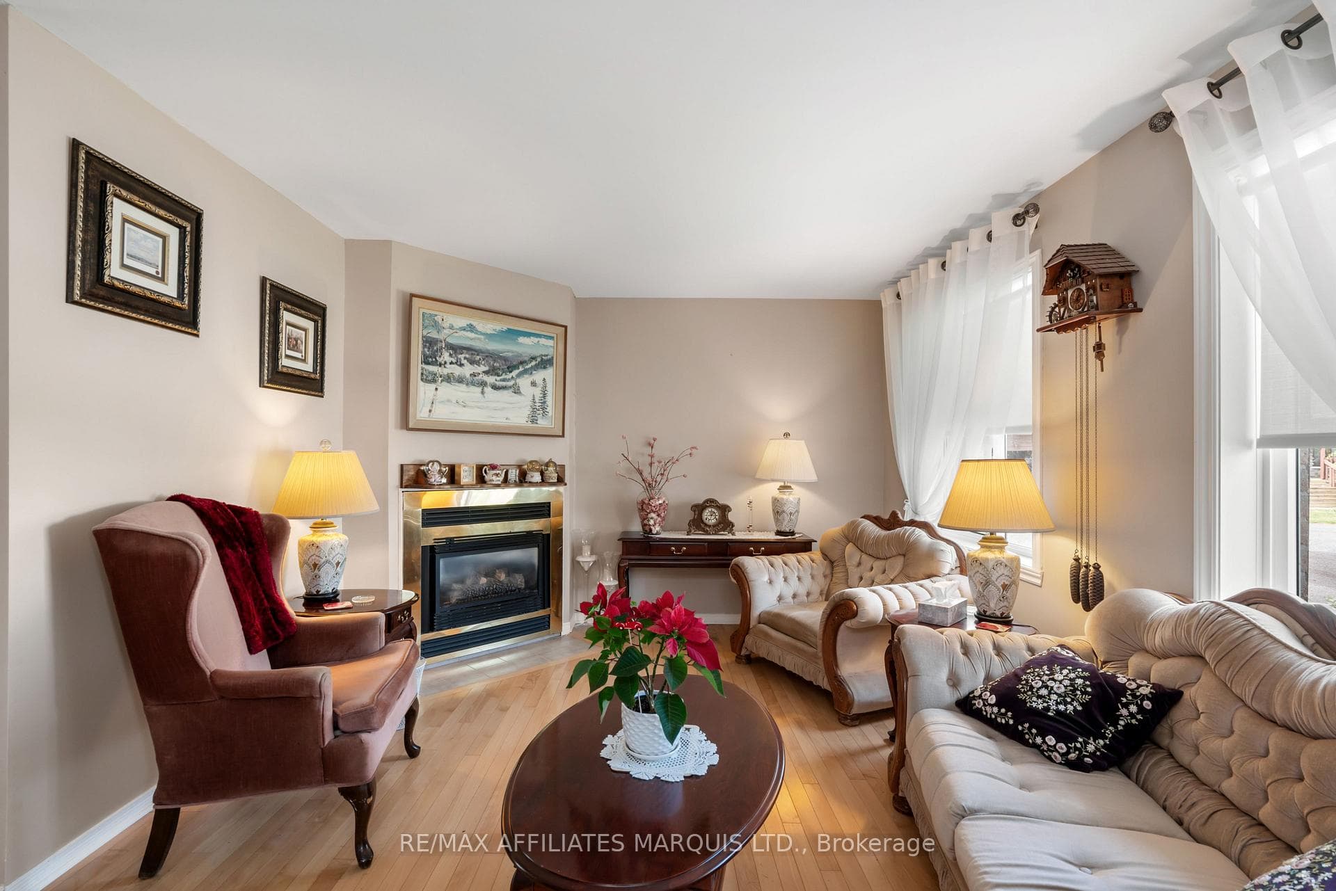 6287 Graham Court photo 4
