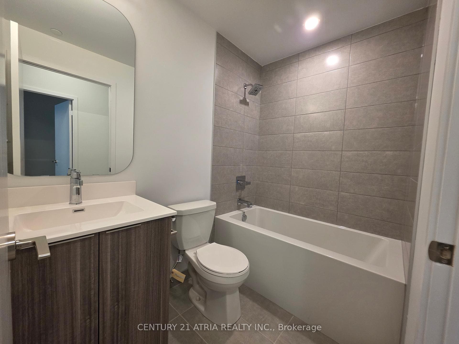 15 Richardson Street Unit 625 photo 12