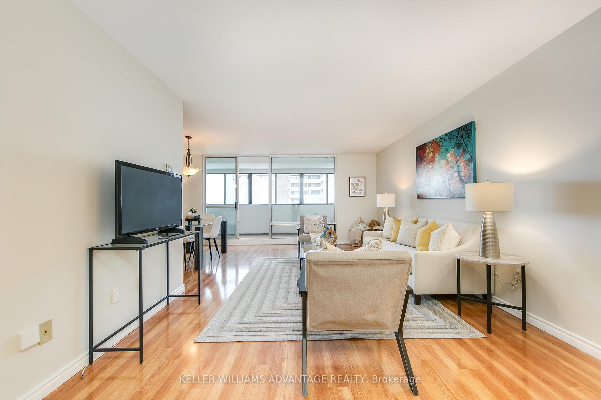 1 Massey Square Unit 2504 photo 7
