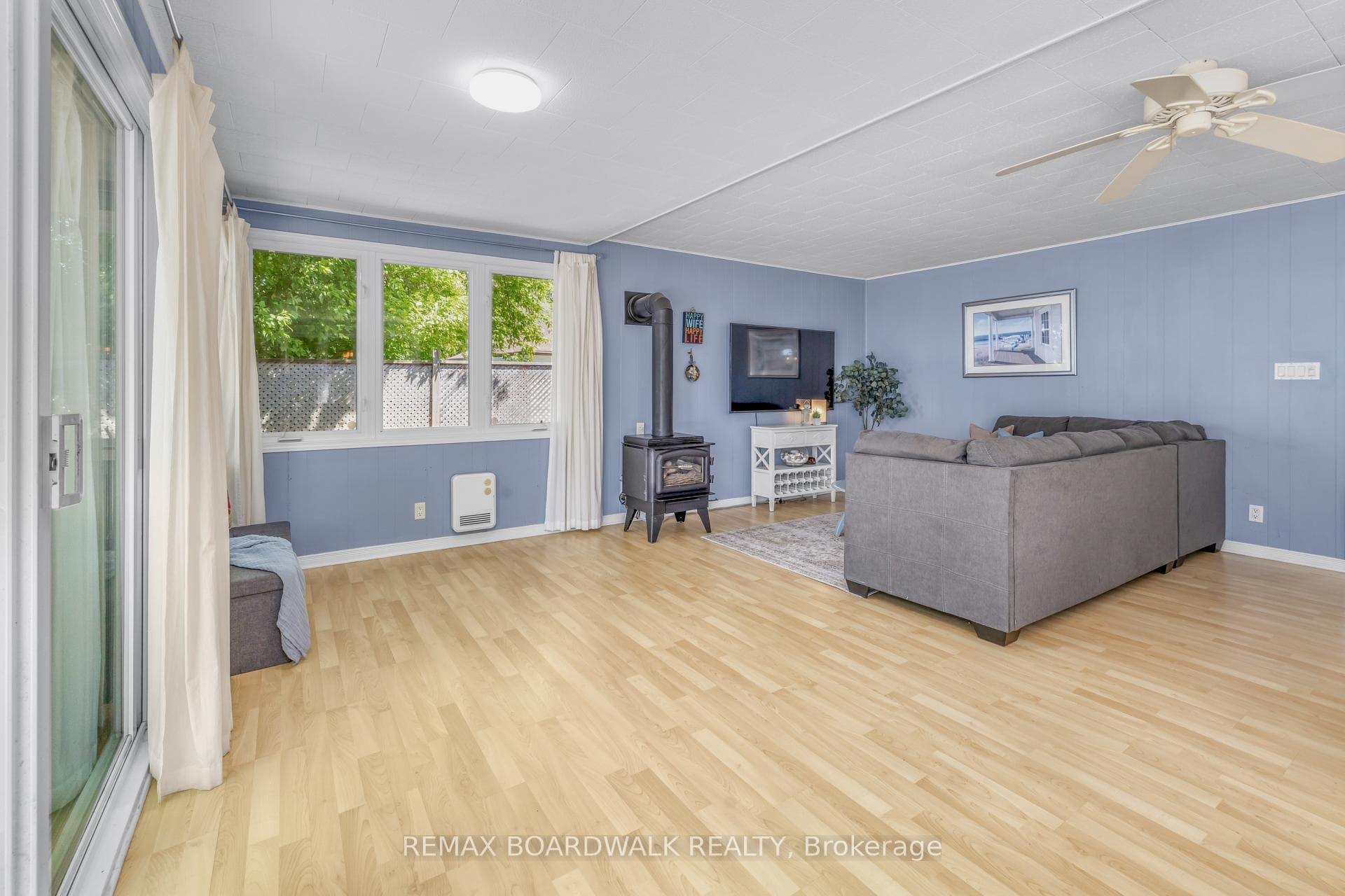 130 Bay Lane photo 20