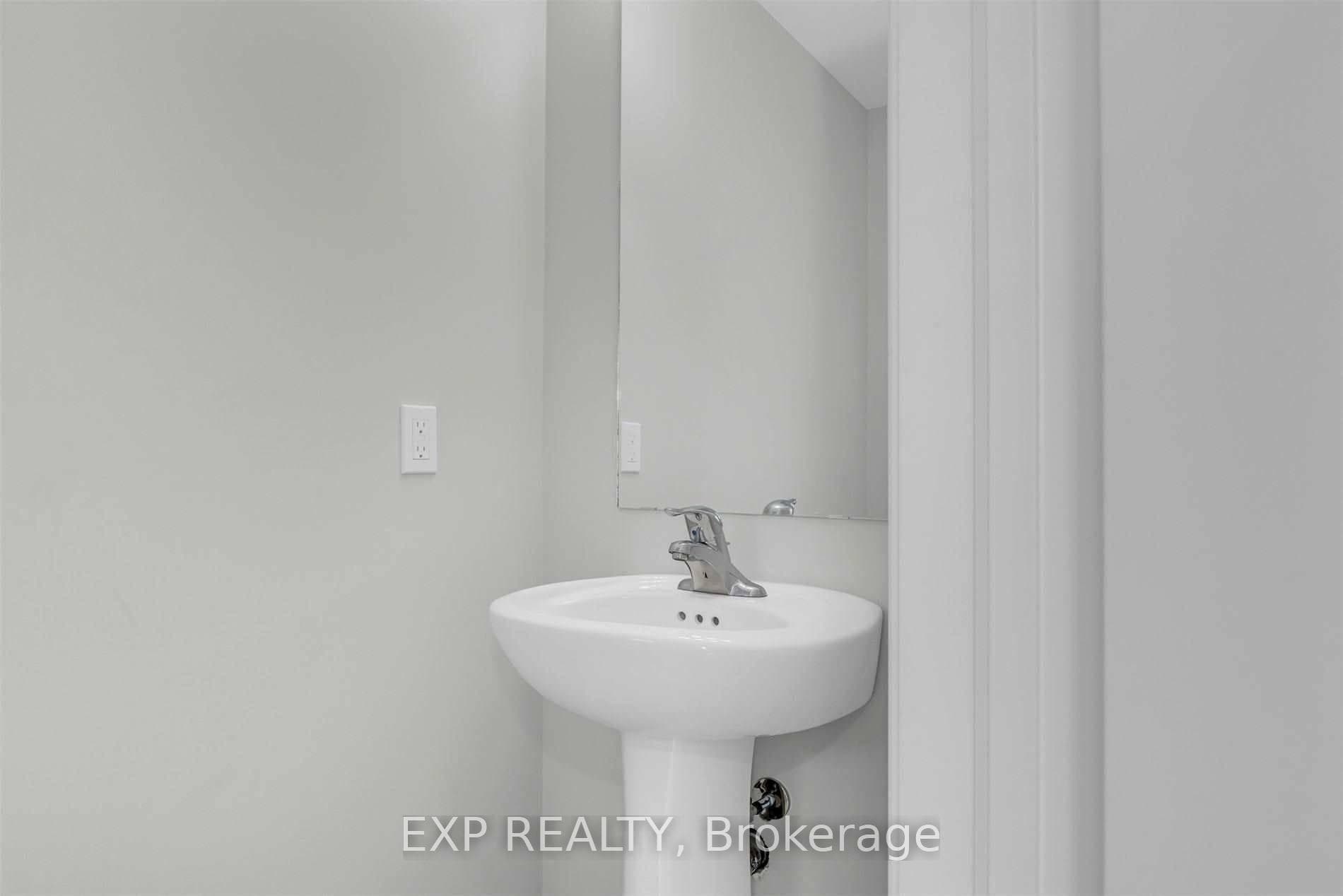 520 Grey Street Unit 13 photo 3
