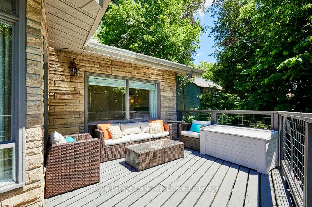 156 Acton Road photo 12