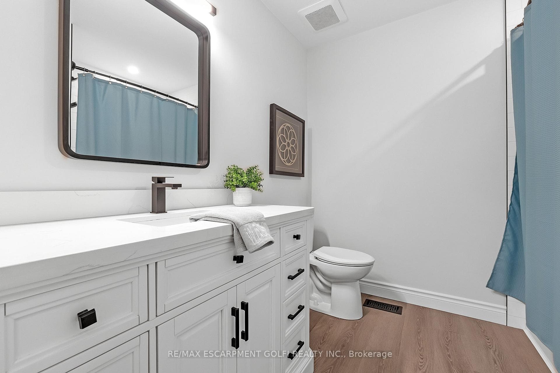 496 Greenhill Avenue photo 17