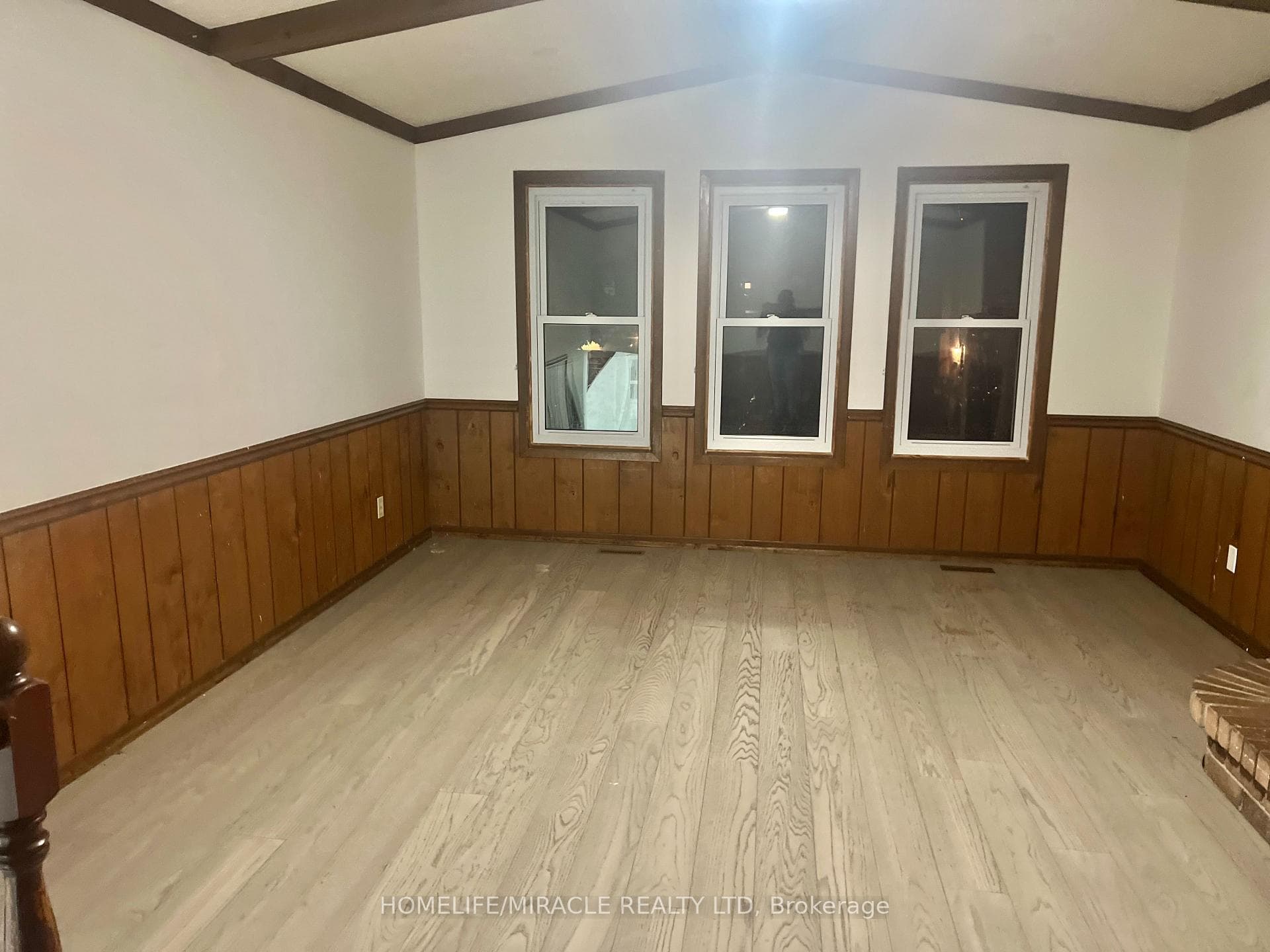 18 Puritan Court Unit Main photo 4