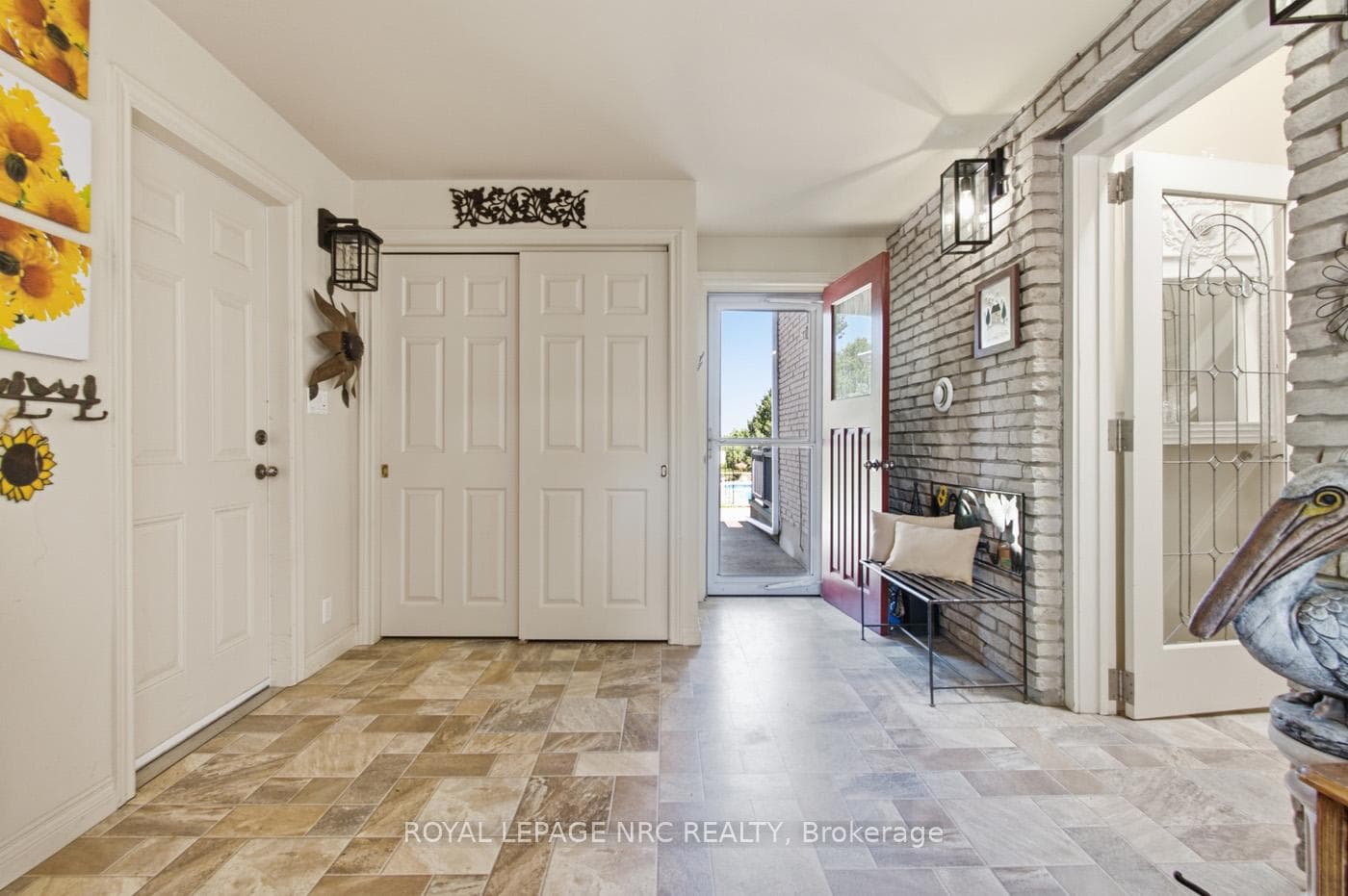 1750 York Road photo 3
