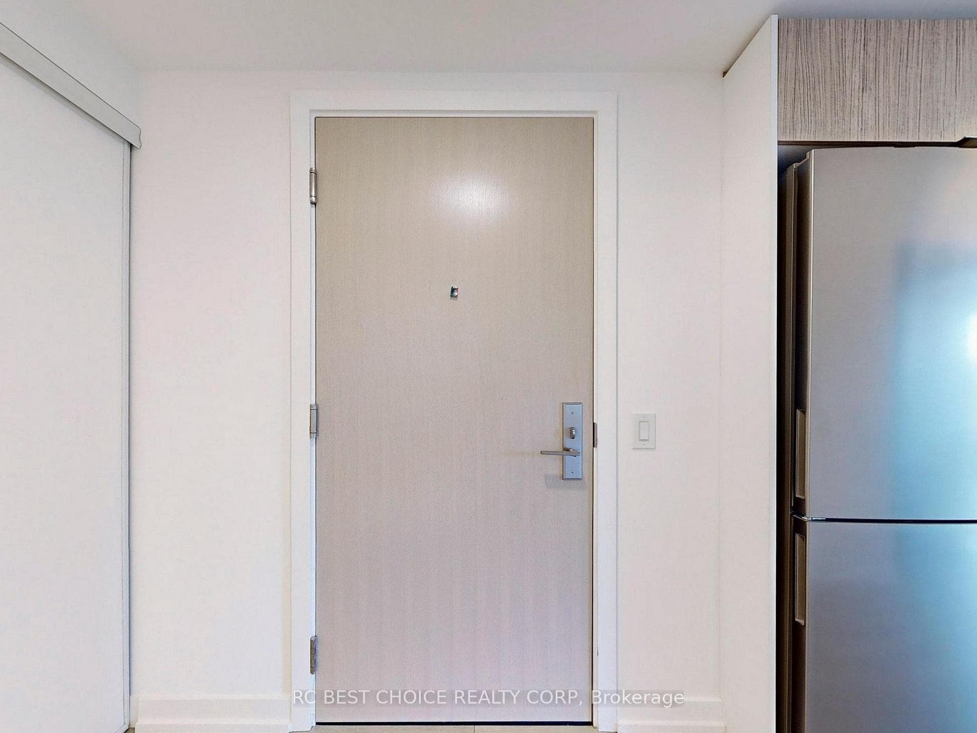 395 Bloor Street Unit 1612 photo 19