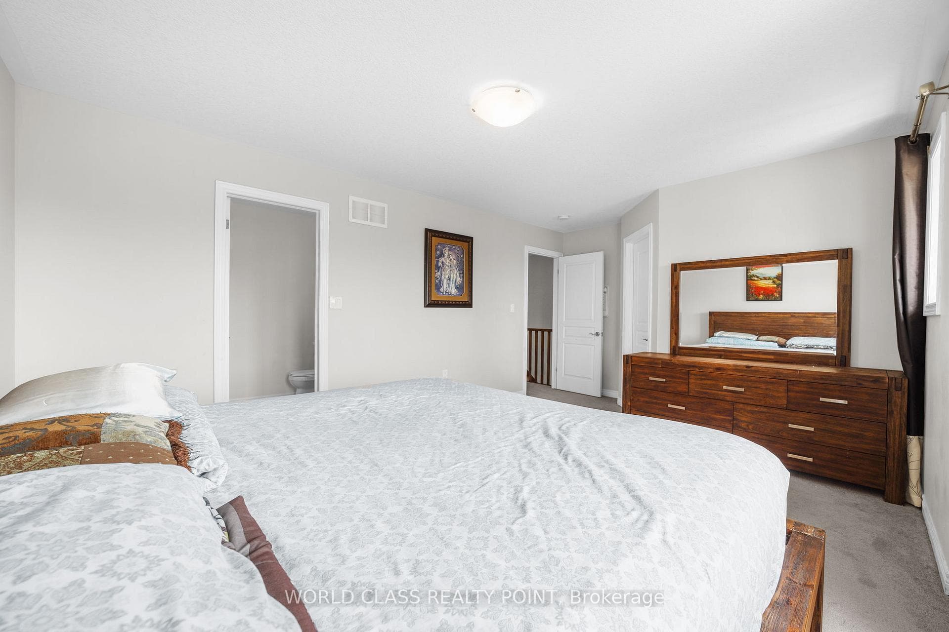 77 Charleswood Crescent photo 24