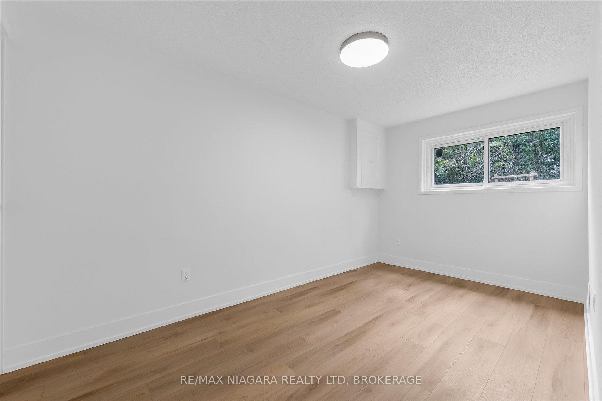 2 BALDWIN Crescent photo 26