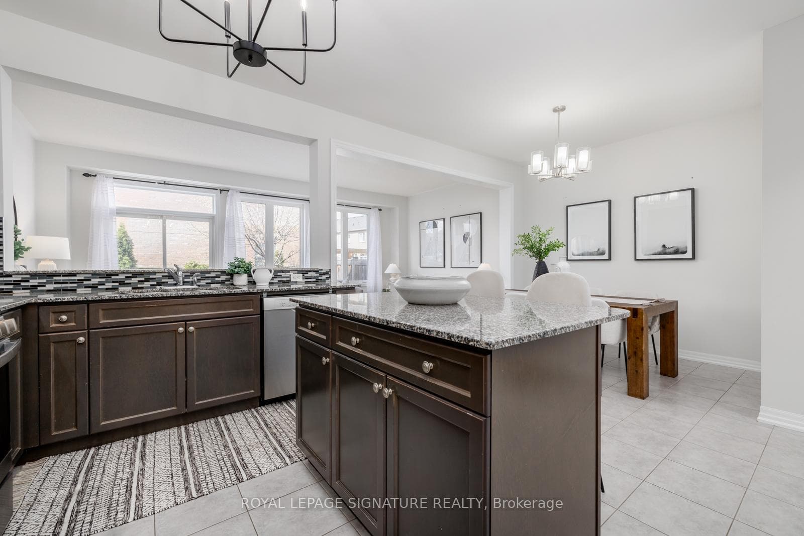 206 Duncan Lane photo 12