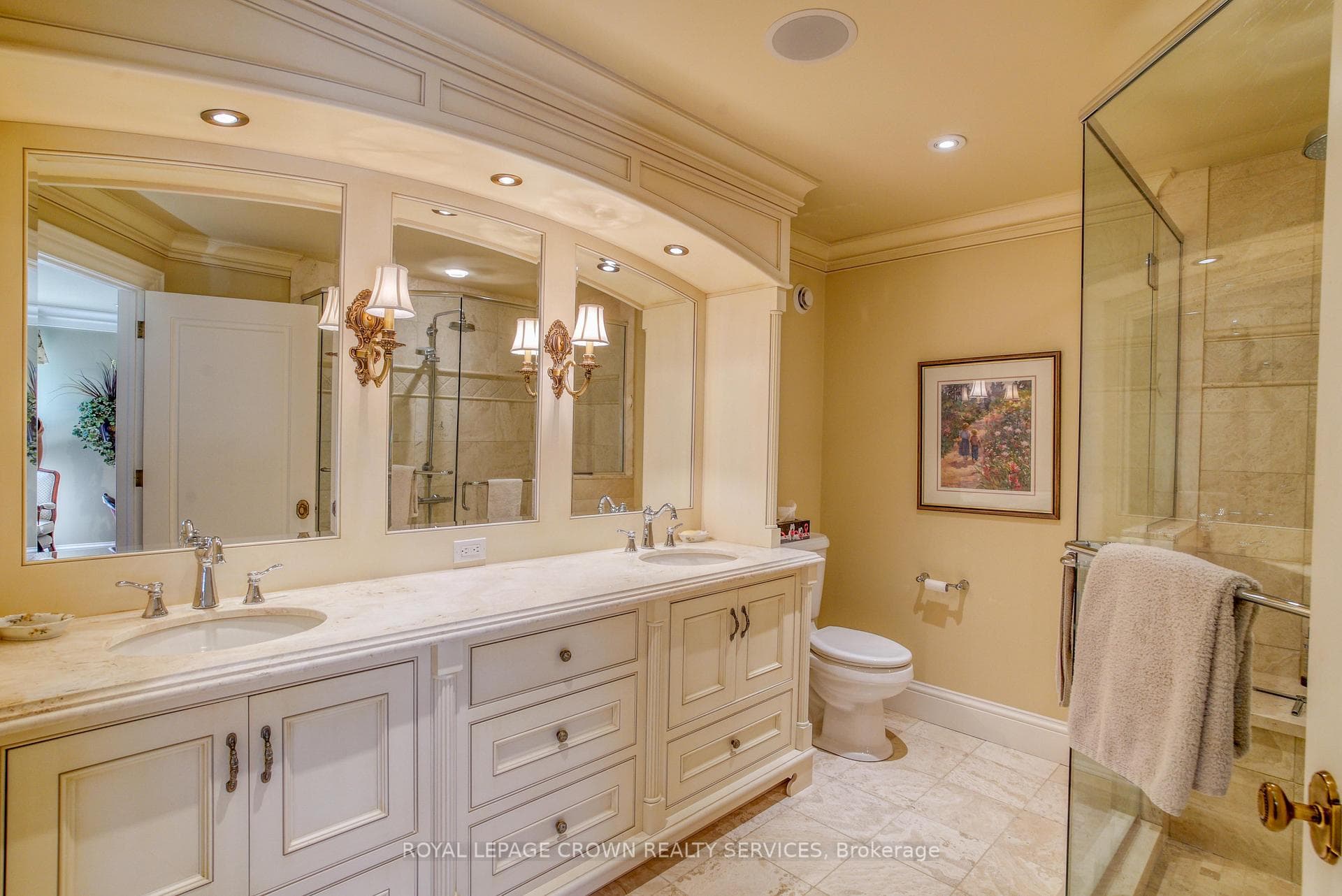 146 Silver Maple Crescent photo 18
