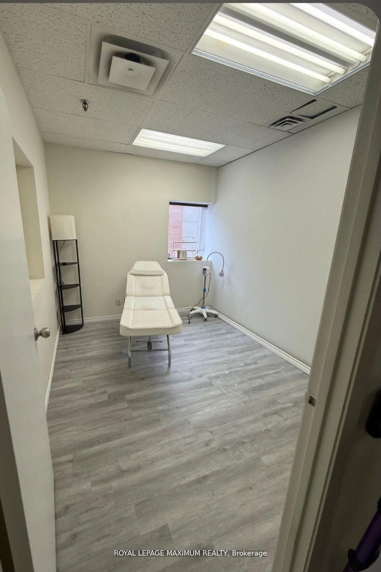 4220 Steeles Avenue Unit C10 photo 36