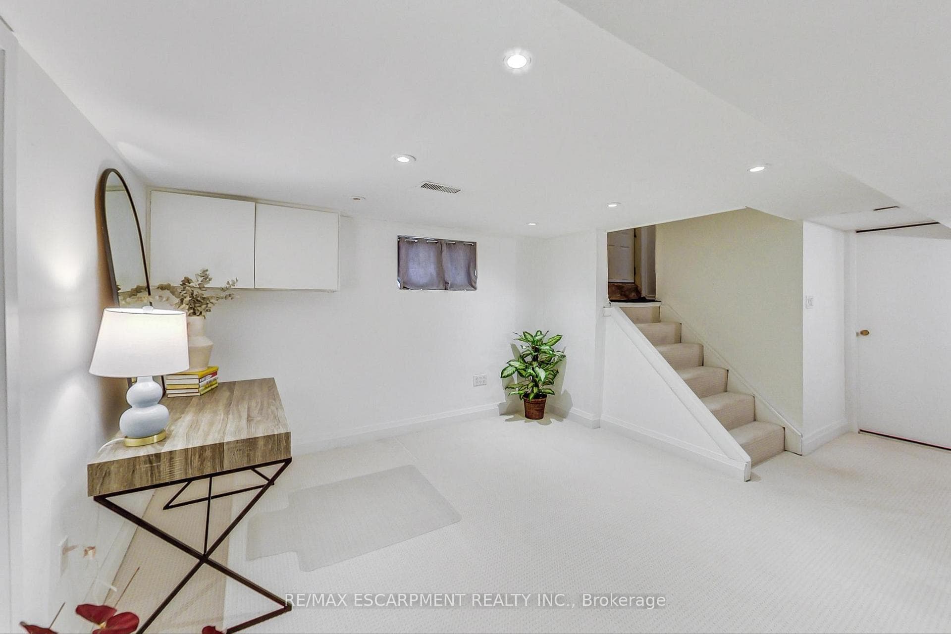 138 Adair Avenue photo 27